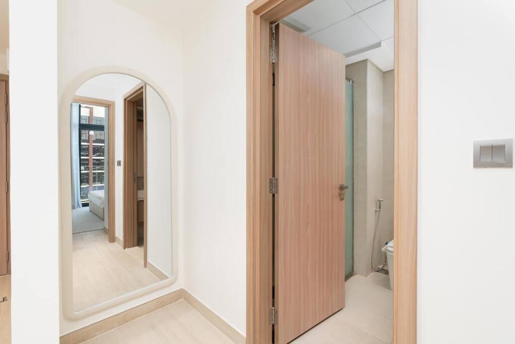 1 Bedroom - 12min From Downtown - Azizi Riviera - Dubai