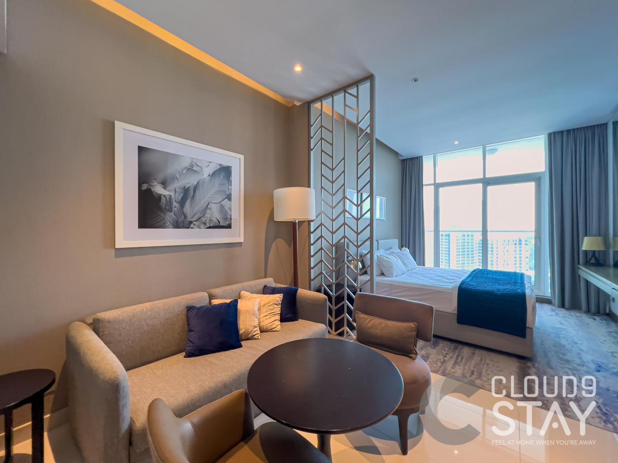 Apartment Cloud 9 - Damac Maison Prive Dubai