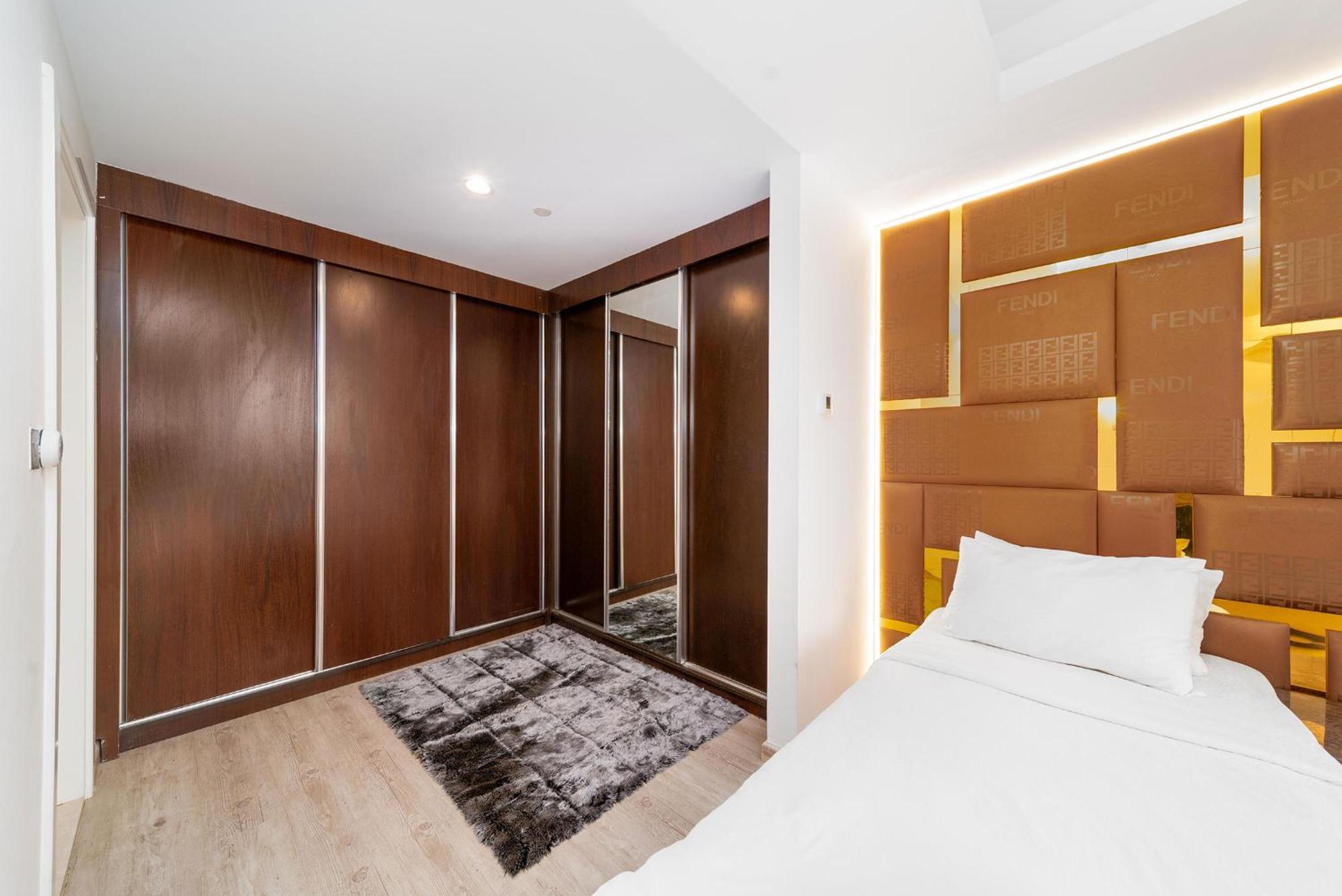 Elan Rimal Sadaf * Dubai