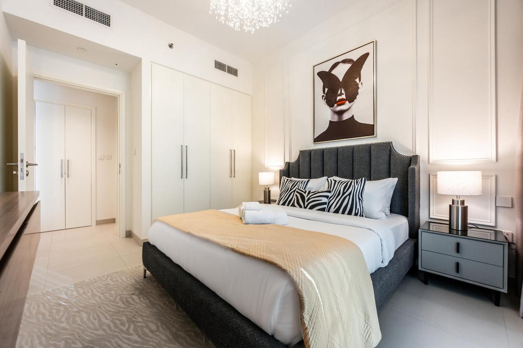 Stayis - 1 Bedroom Iconic Burj Khalifa View Apartment *