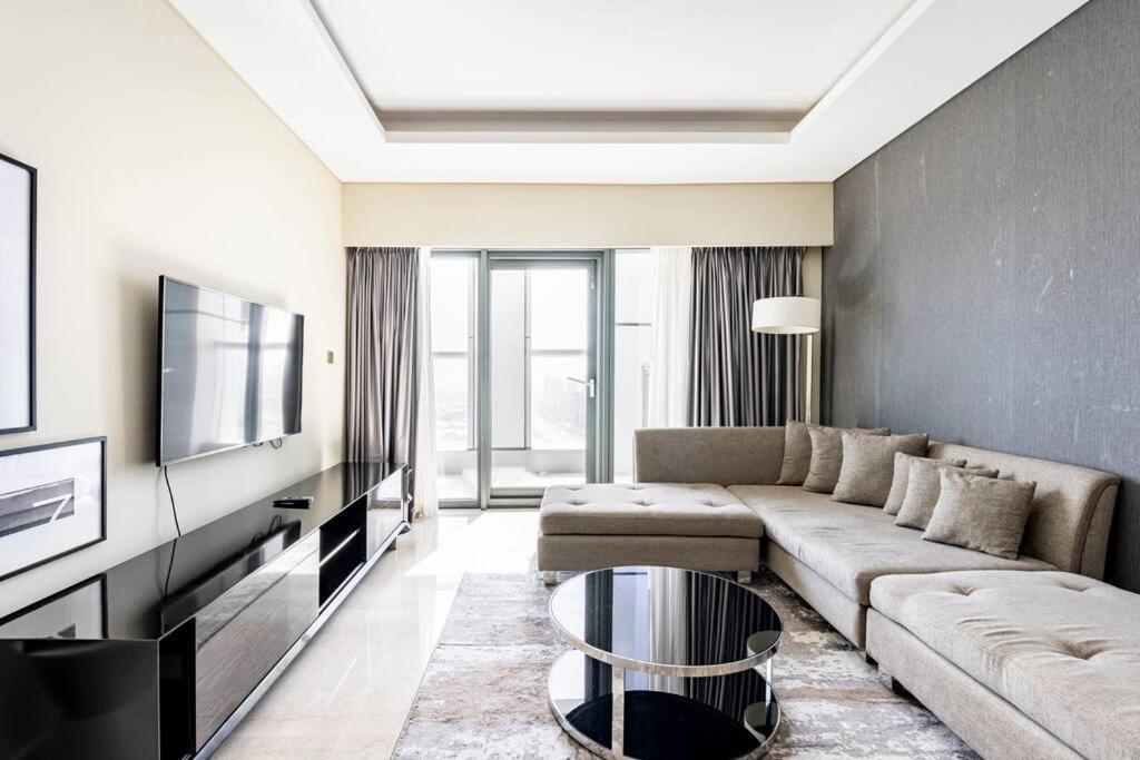 Stunning High Floor I 1bhk I Bills Included