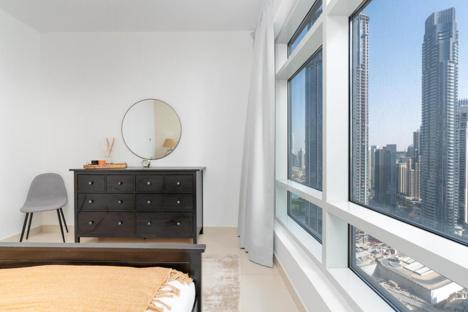 Daire Guestready - In The Heart Of Downtown