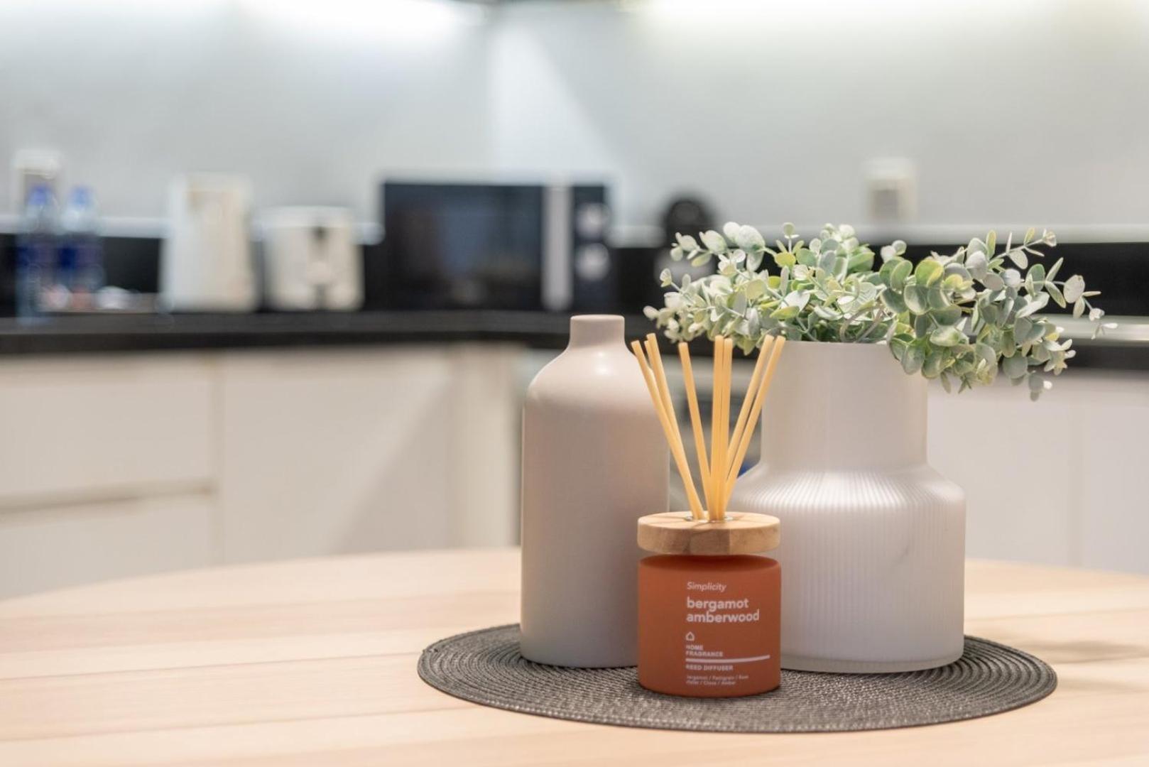 Guestready - Minimalist Modern In Business Bay *