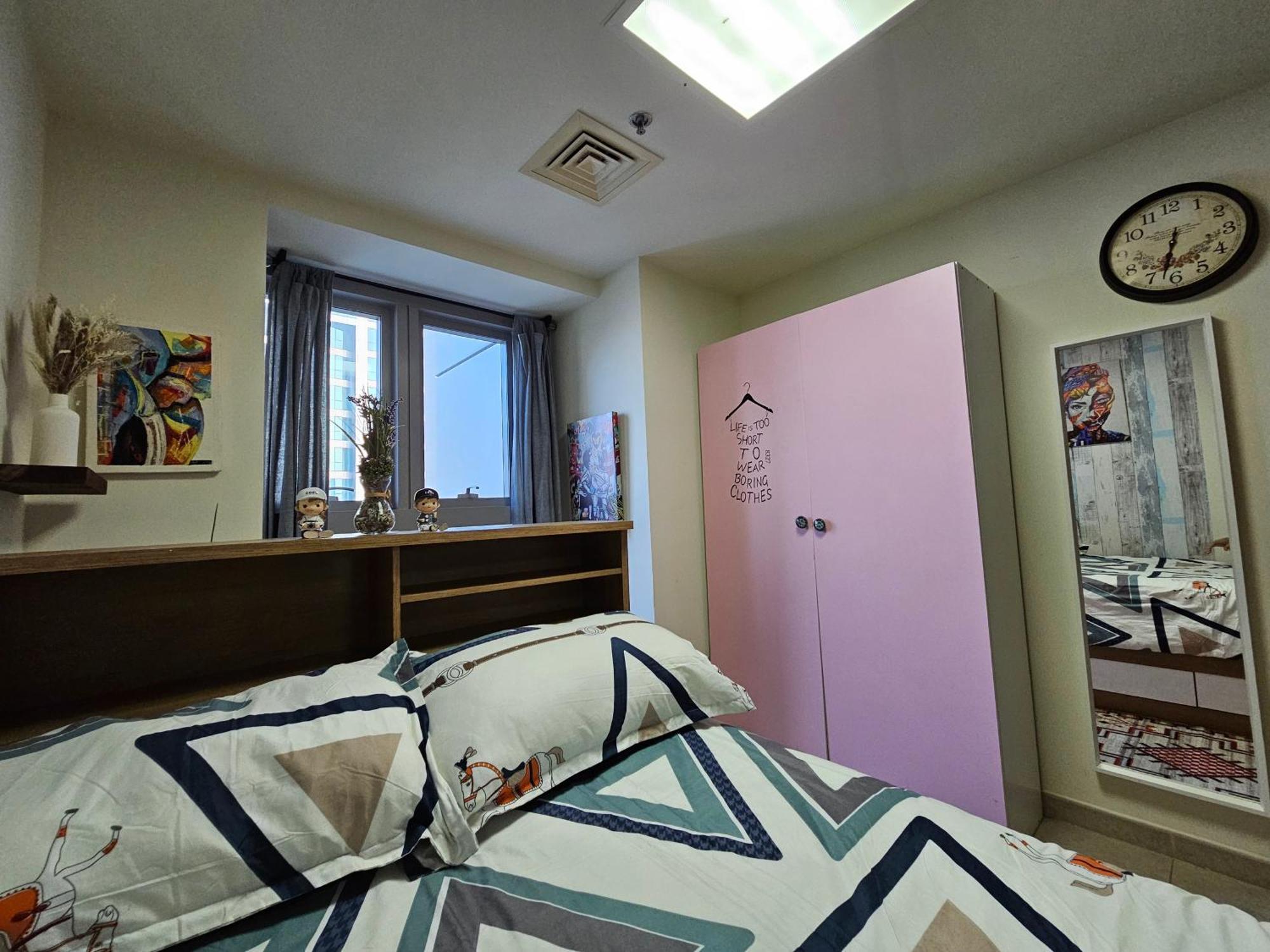 Super Host At Highest Residential Tower In The World, Private In A Shared Homestay *