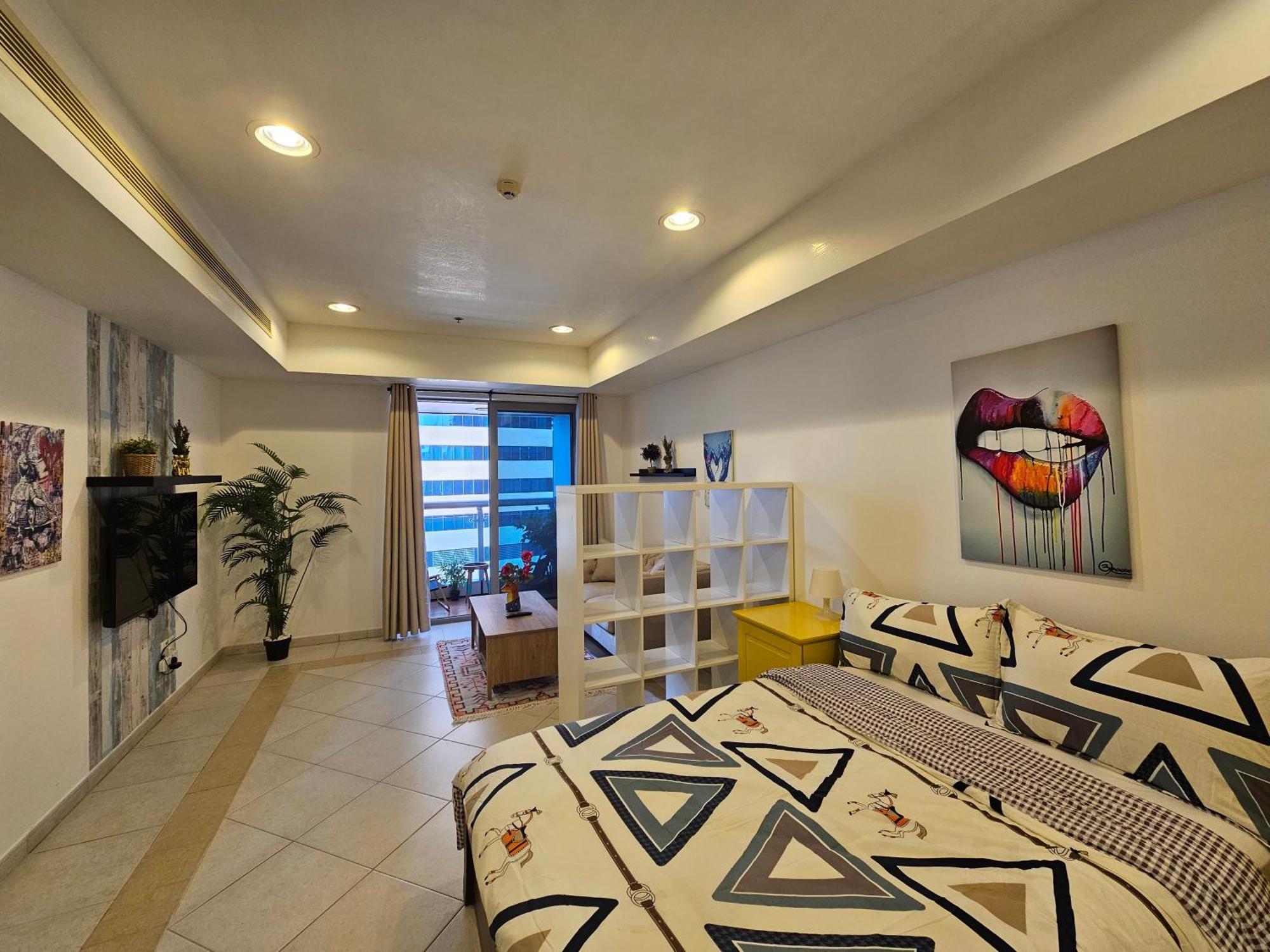 Homestay Super Host At Highest Residential Tower In The World, Private In A Shared *