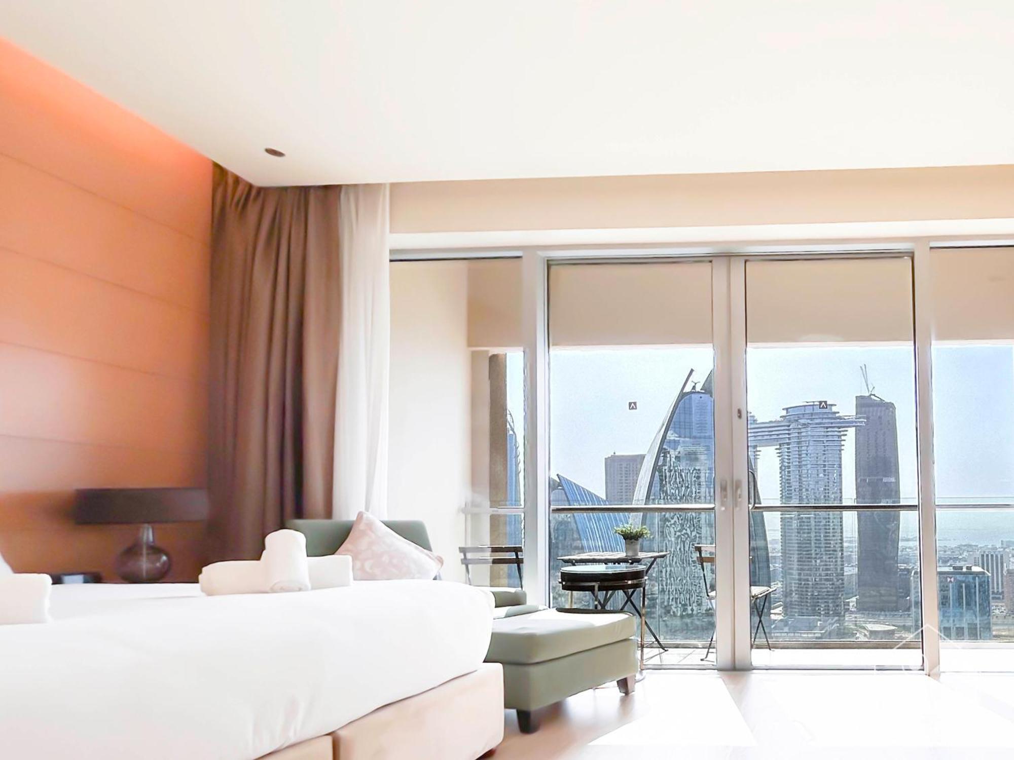 Address Mall Balcony Burj View * Dubai