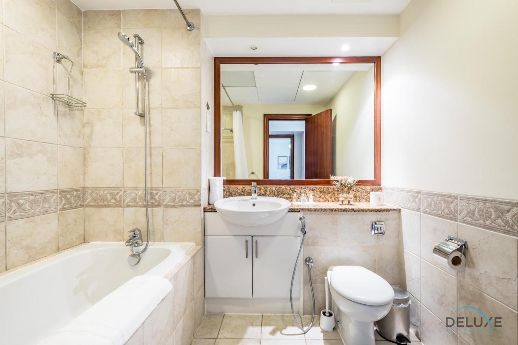 Apartamento Spacious 2br At Murjan Emaar Six Towers Marina By Deluxe Homes