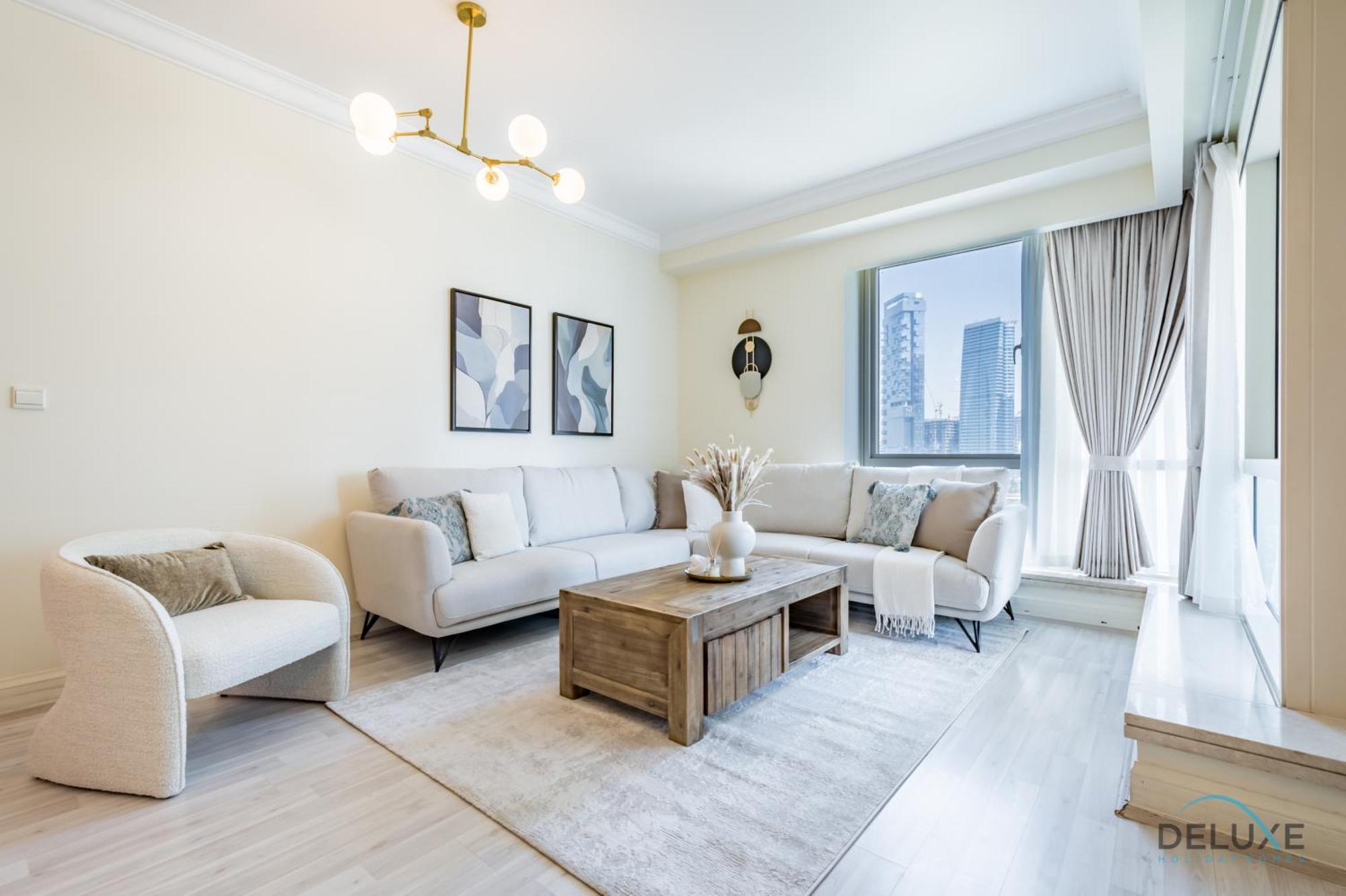 Spacious 2br At Murjan Emaar Six Towers Marina By Deluxe Homes Apartamento