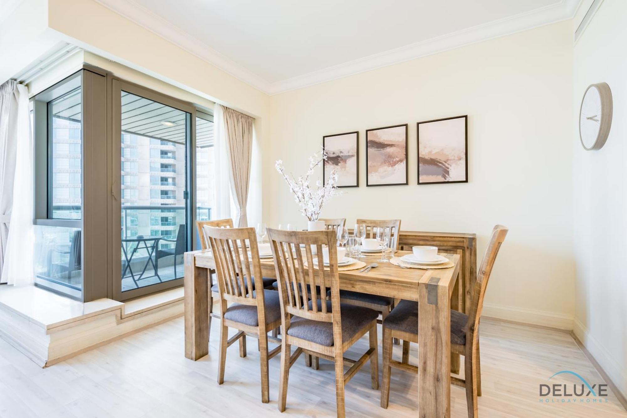 Spacious 2br At Murjan Emaar Six Towers Marina By Deluxe Homes Apartamento Dubai