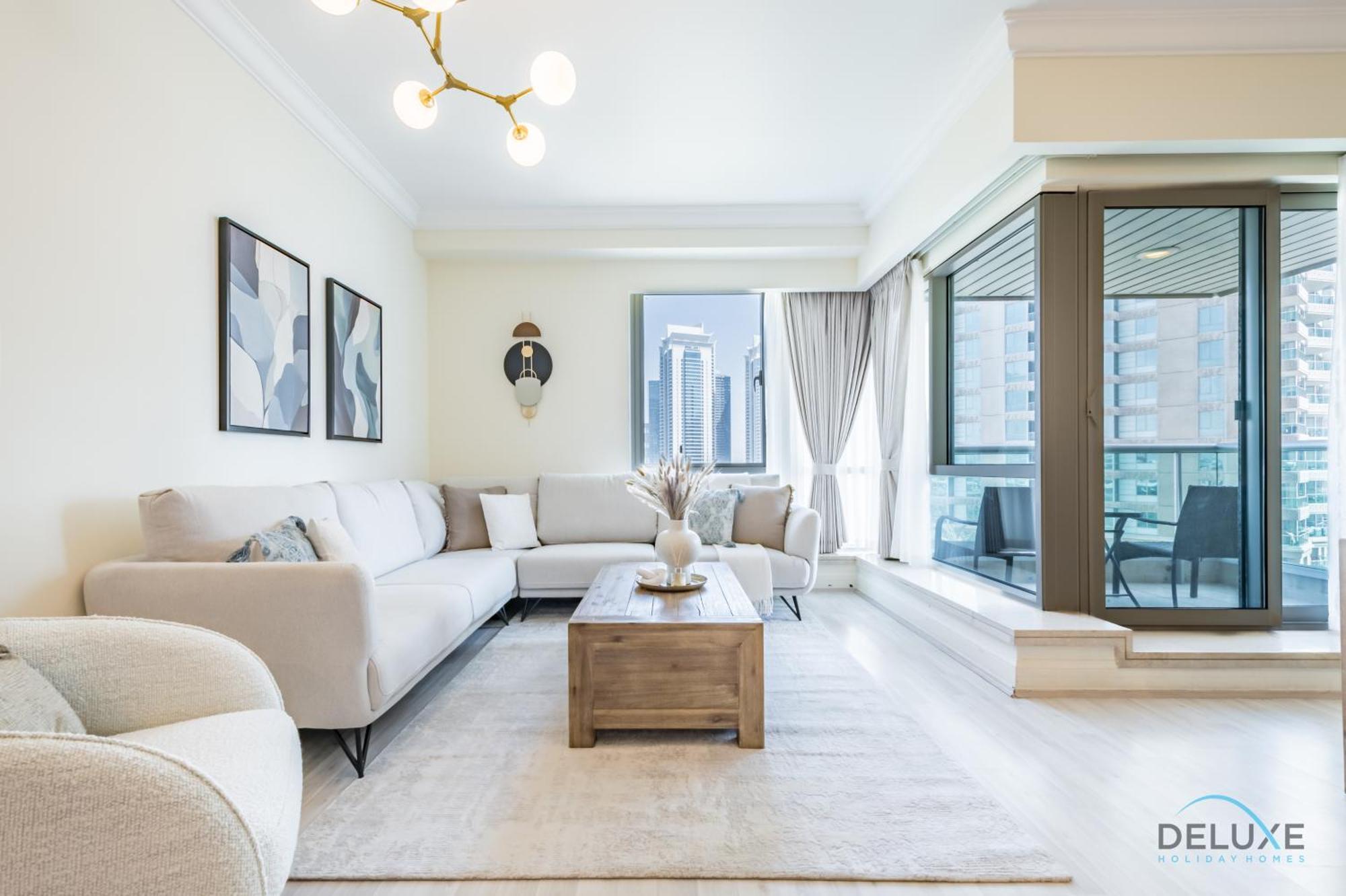 Spacious 2br At Murjan Emaar Six Towers Marina By Deluxe Homes *
