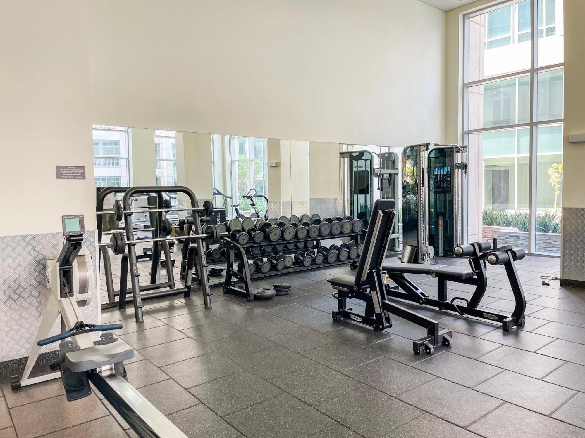 Spacious 2br In Downtown In High Floor