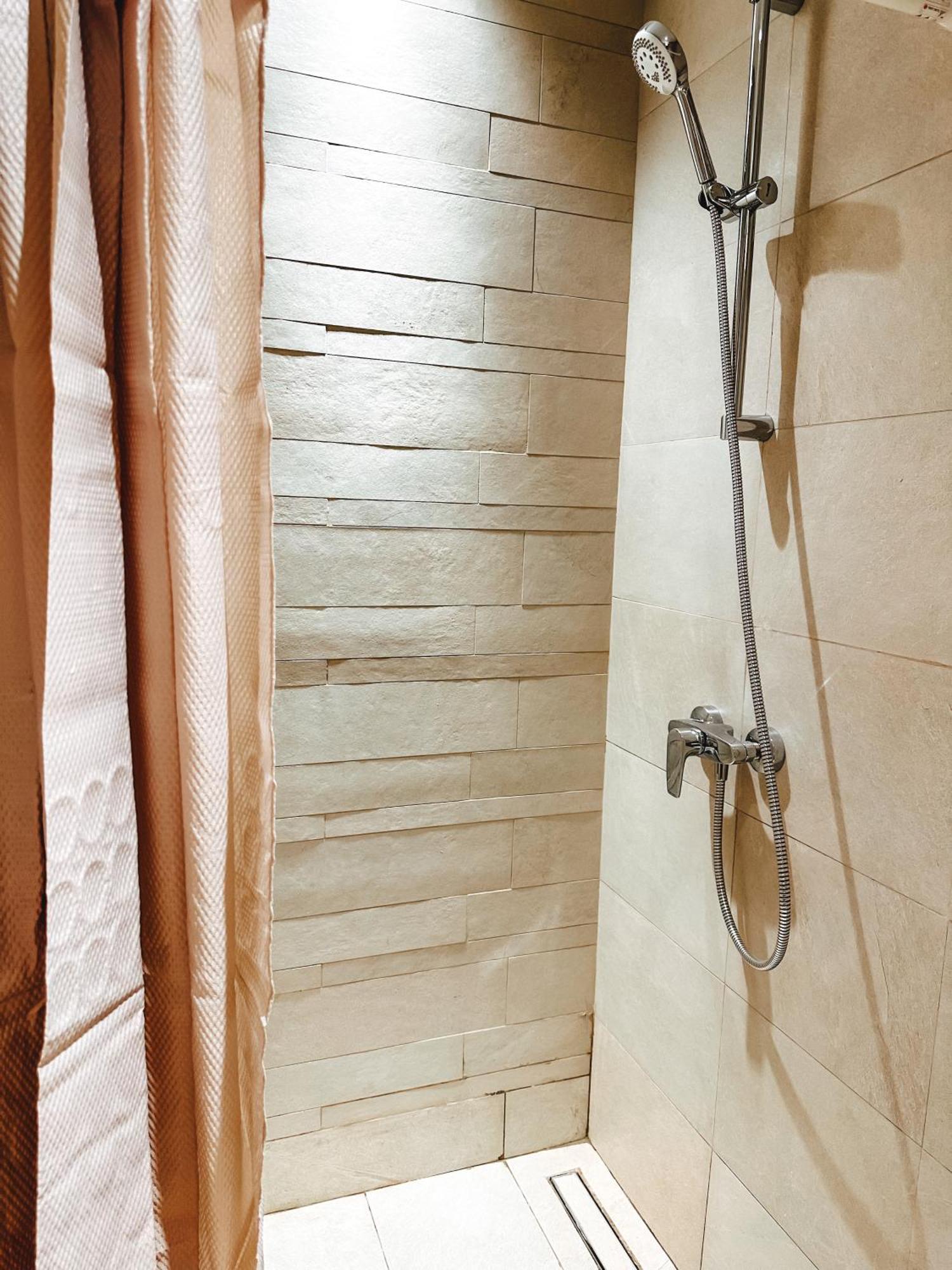 Premium Plus Studio - Nahe Downtown *