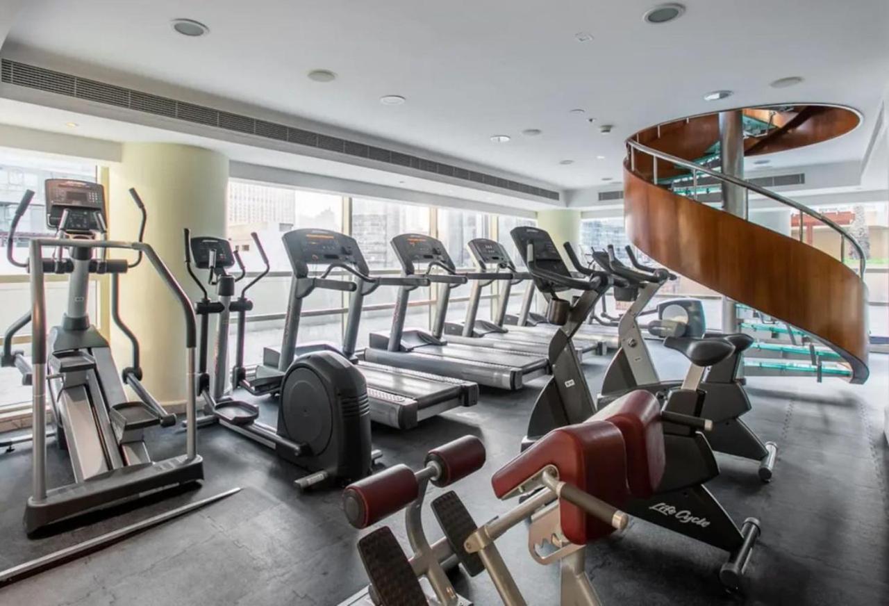 Stylish Upgraded 1 Bedroom Marina Escape *