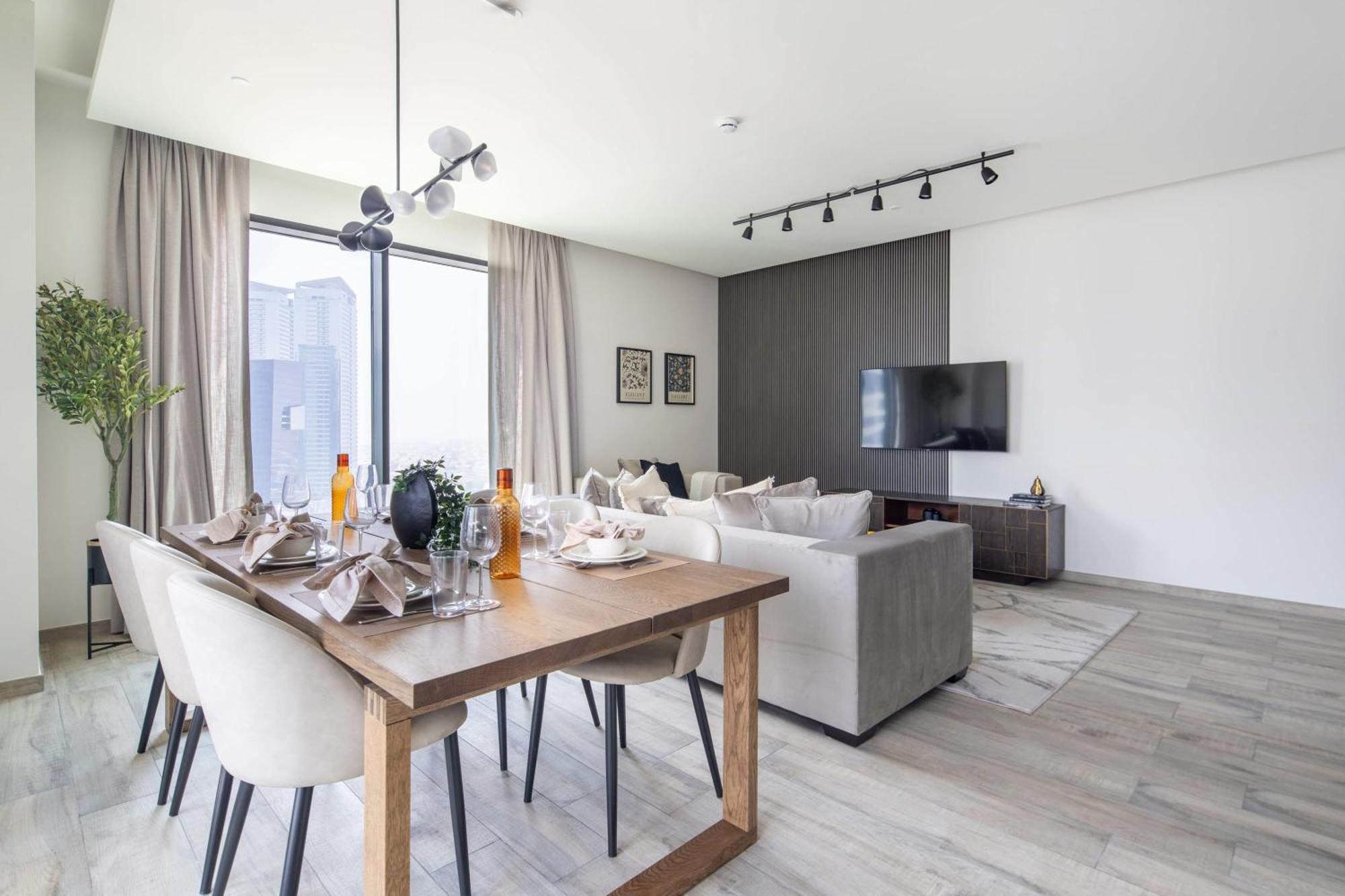 Frank Porter - Ahad Residences Apartamento