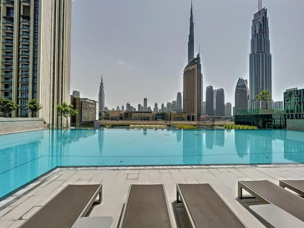 Downtown Views 2 - Sleek Two Bedroom