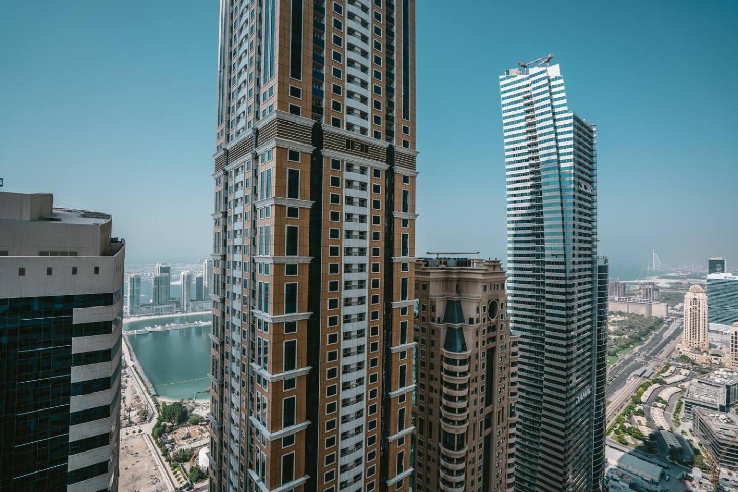 Wake Up To Sea Views In A Blue Lush On 51st