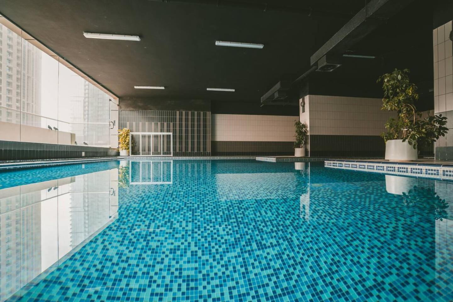 Aparthotel Wake Up To Sea Views In A Blue Lush On 51st Dubai