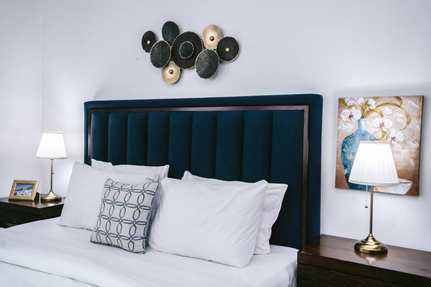 Wake Up To Sea Views In A Blue Lush On 51st Aparthotel Dubai