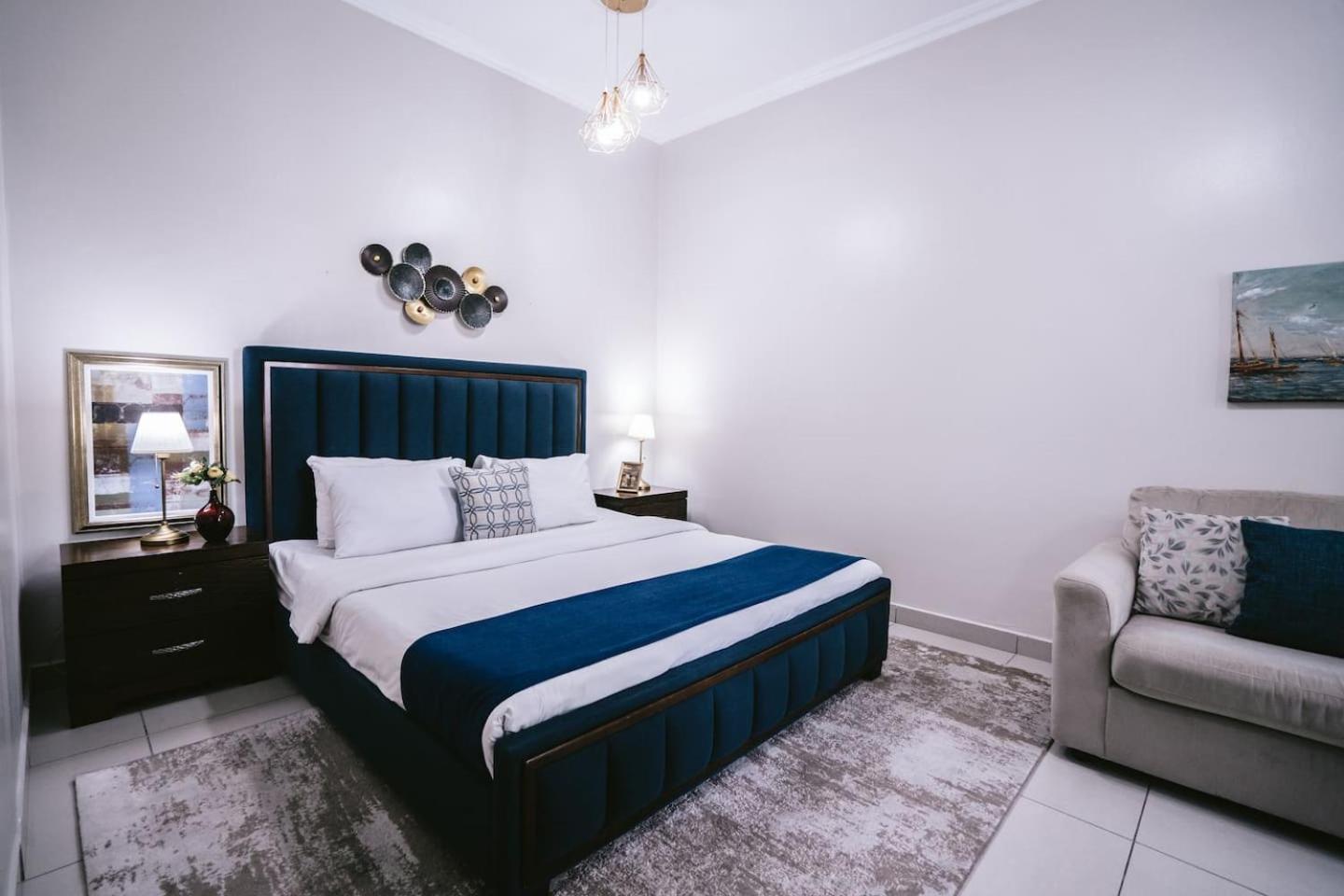 Wake Up To Sea Views In A Blue Lush On 51st Aparthotel *