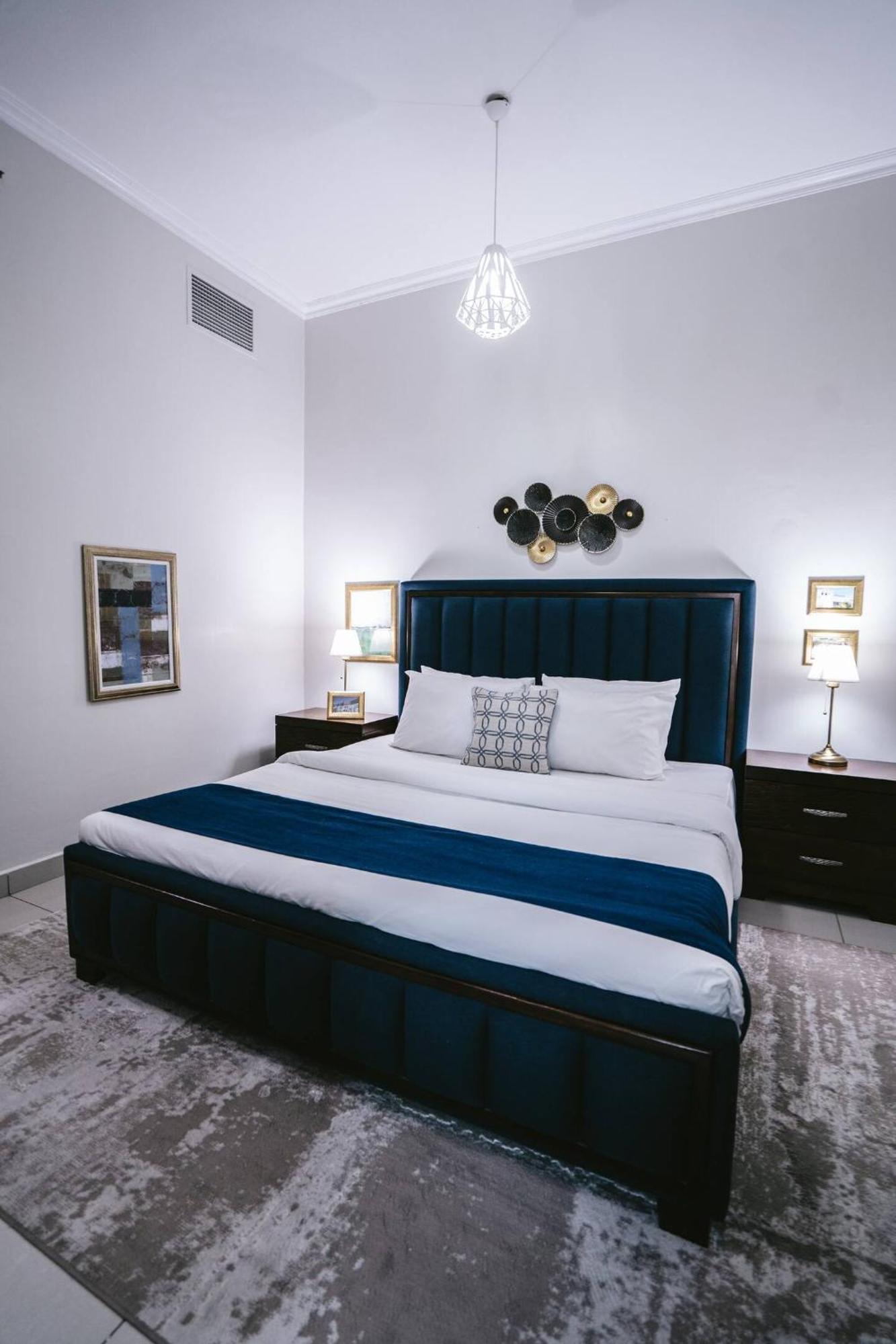 Wake Up To Sea Views In A Blue Lush On 51st Aparthotel Dubai