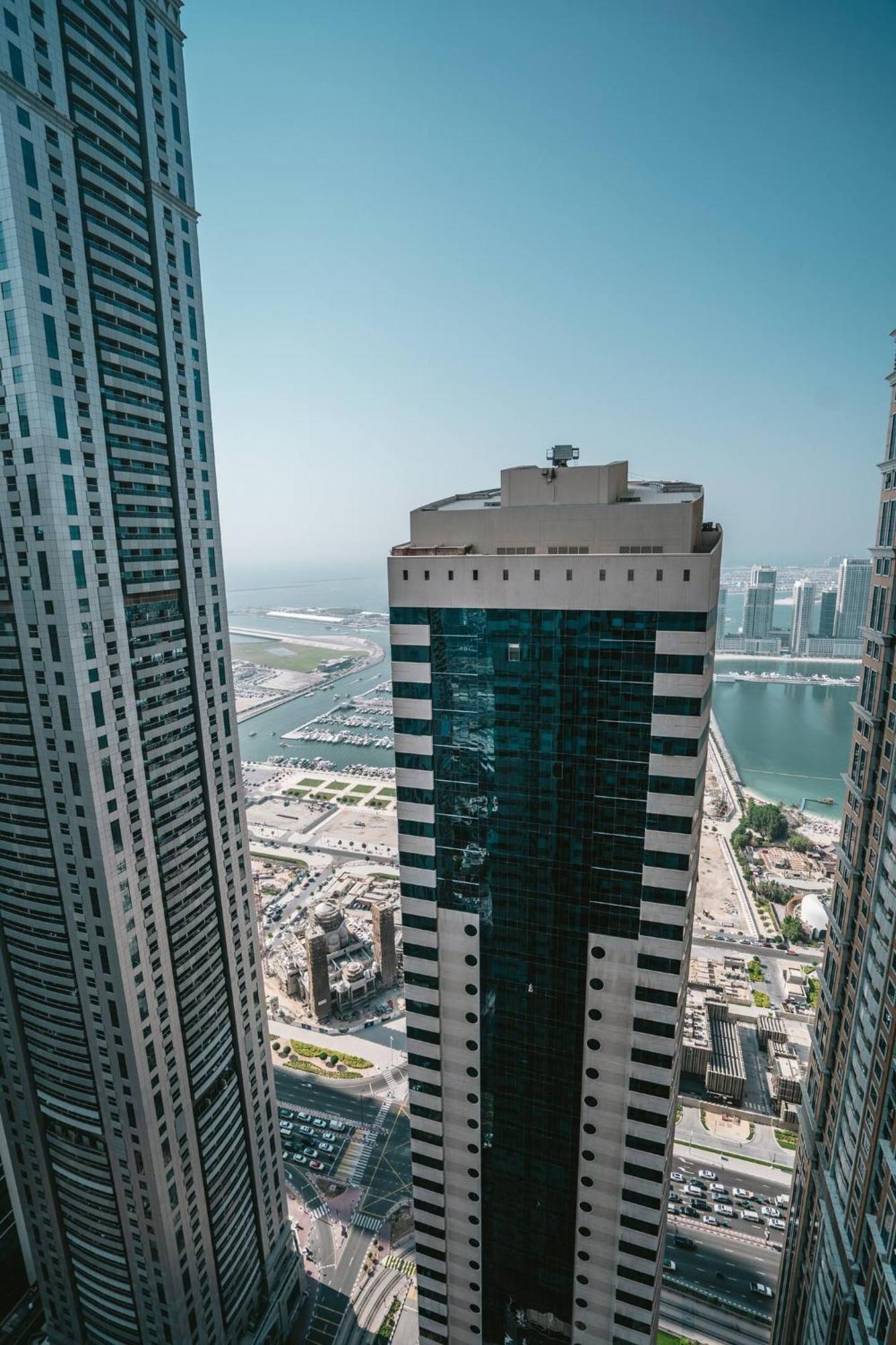 Aparthotel Wake Up To Sea Views In A Blue Lush On 51st Dubai