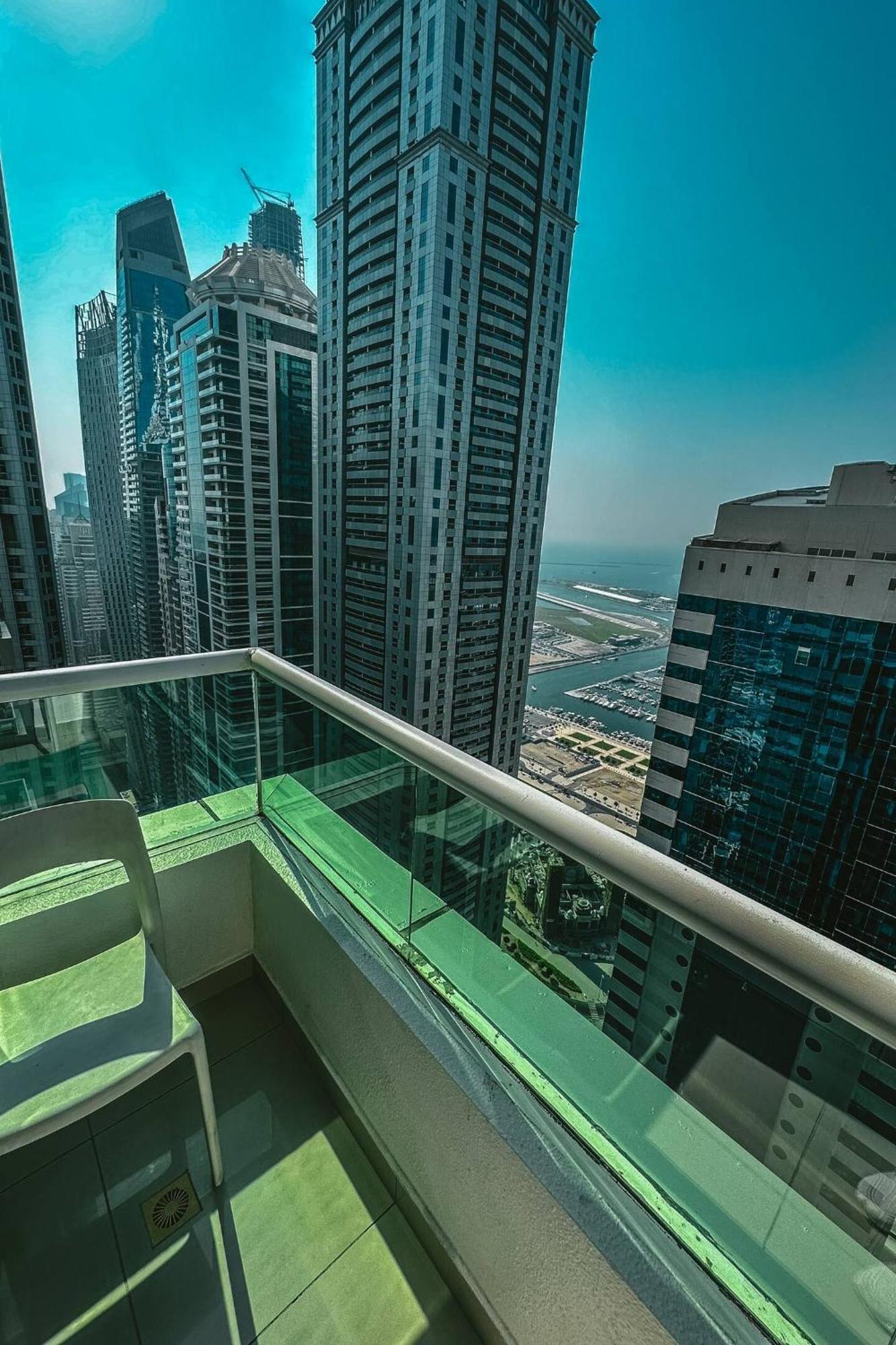 Wake Up To Sea Views In A Blue Lush On 51st Aparthotel Dubai