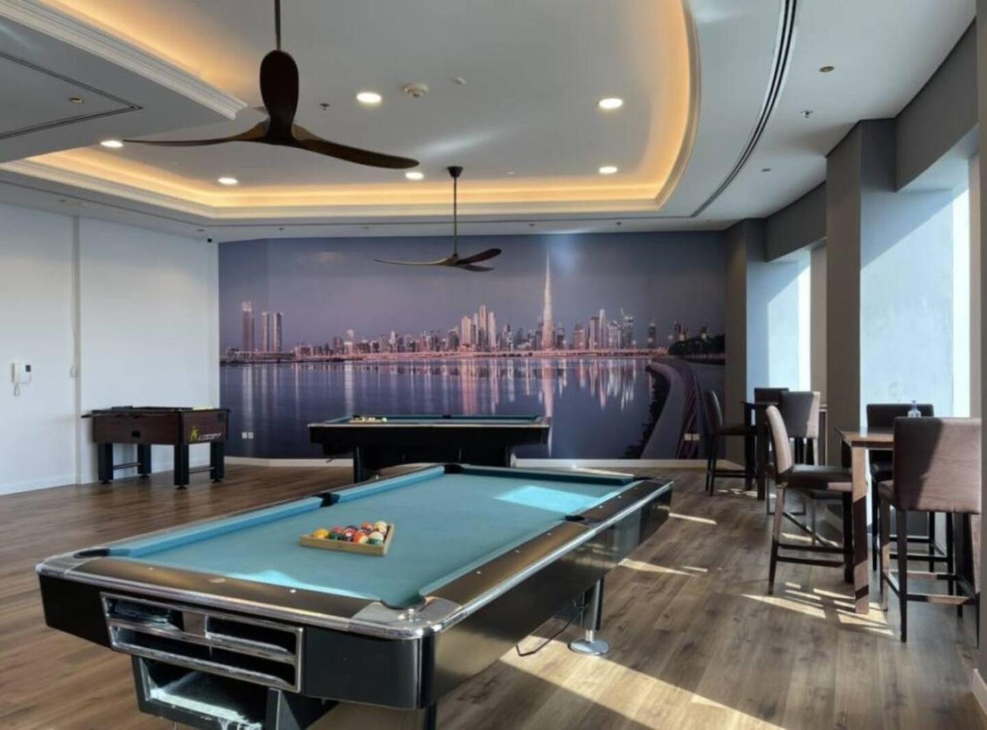 Sea & Palm View Elegant 1 Bedroom Apartment