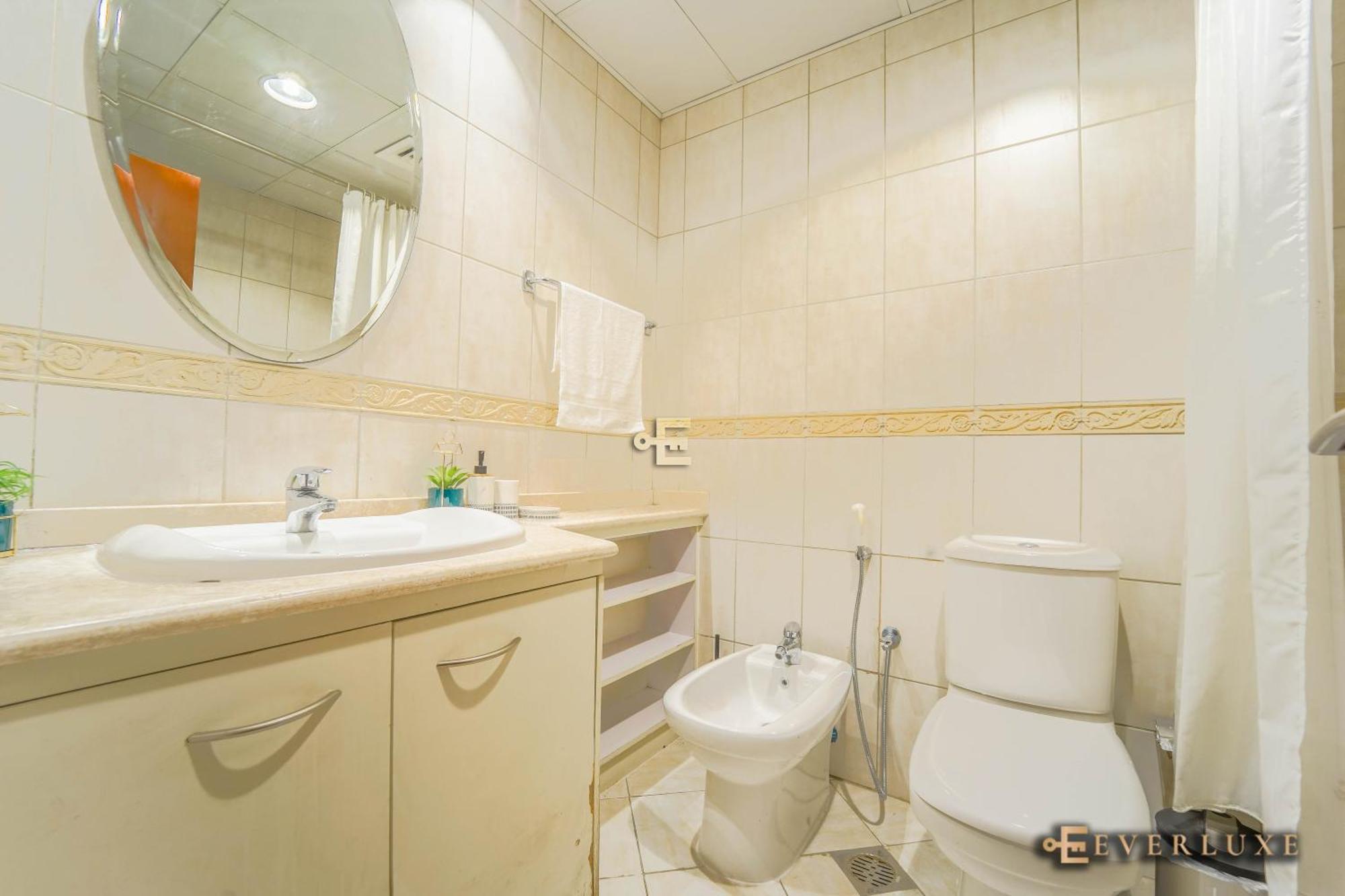 Spacious 2 Bedroom In Mirdif Apartment *