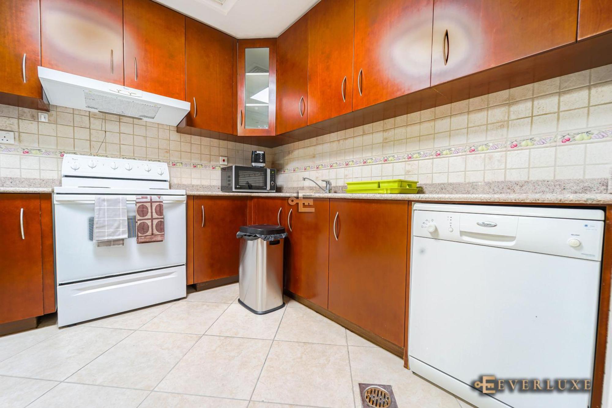 Spacious 2 Bedroom In Mirdif Apartment Dubai