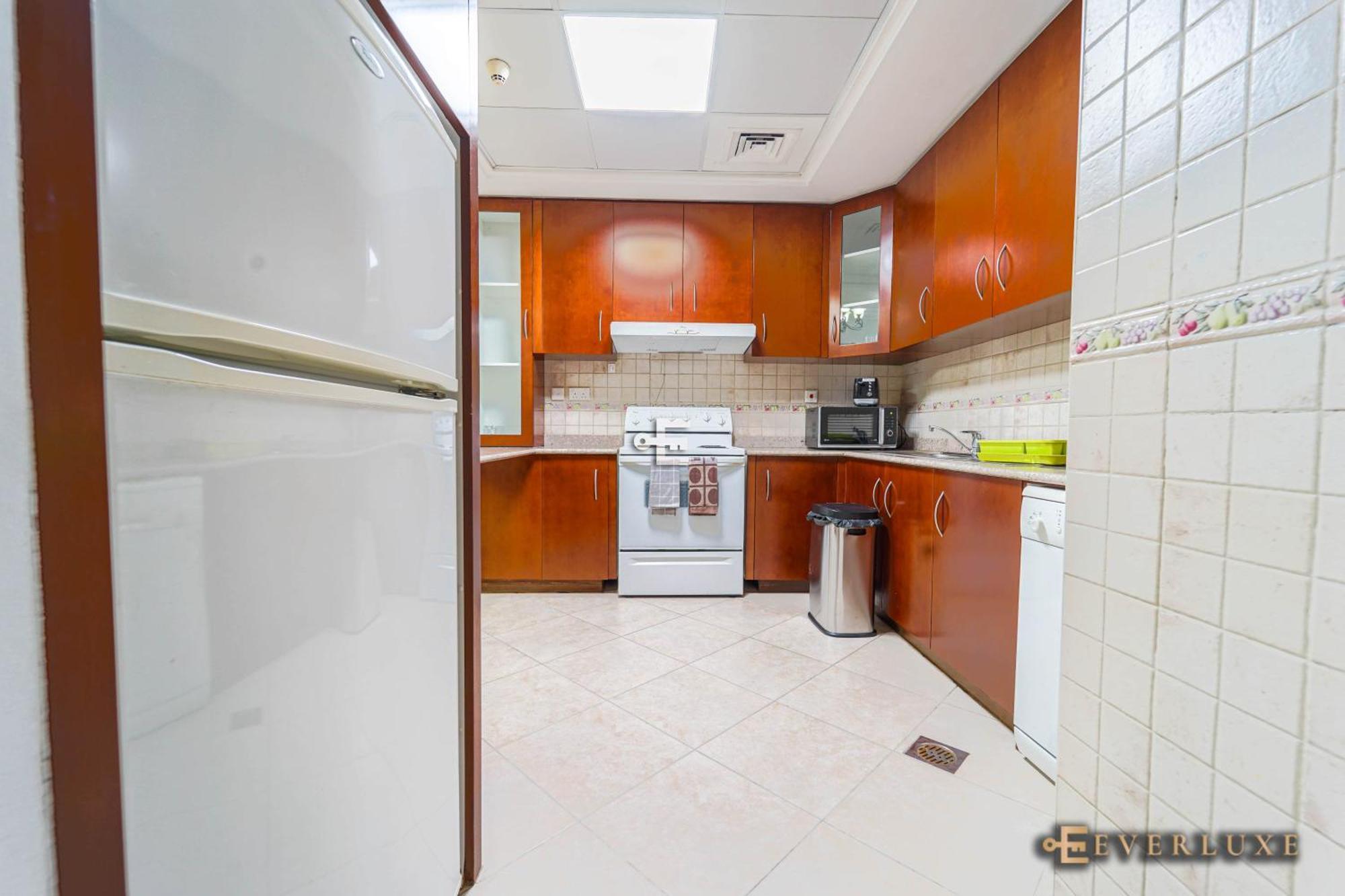 Spacious 2 Bedroom In Mirdif