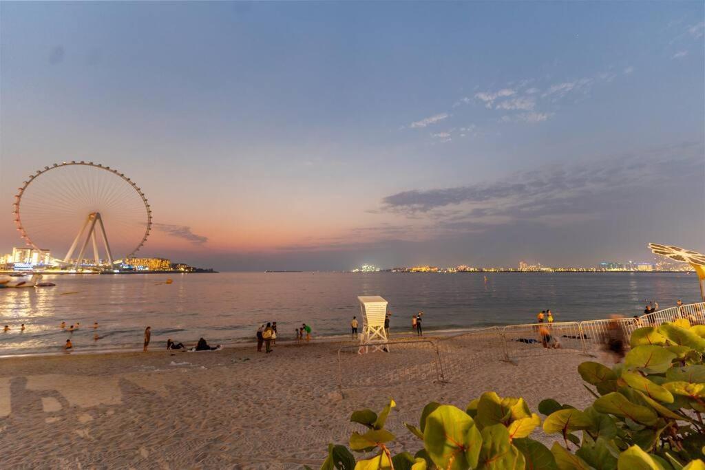 Jumeirah Residents, Free Parking * Dubai