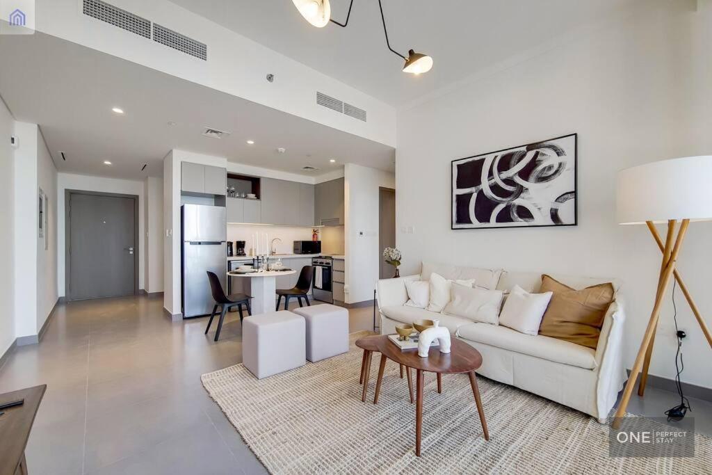 High Floor Stunning Location Canal View Daire Dubai