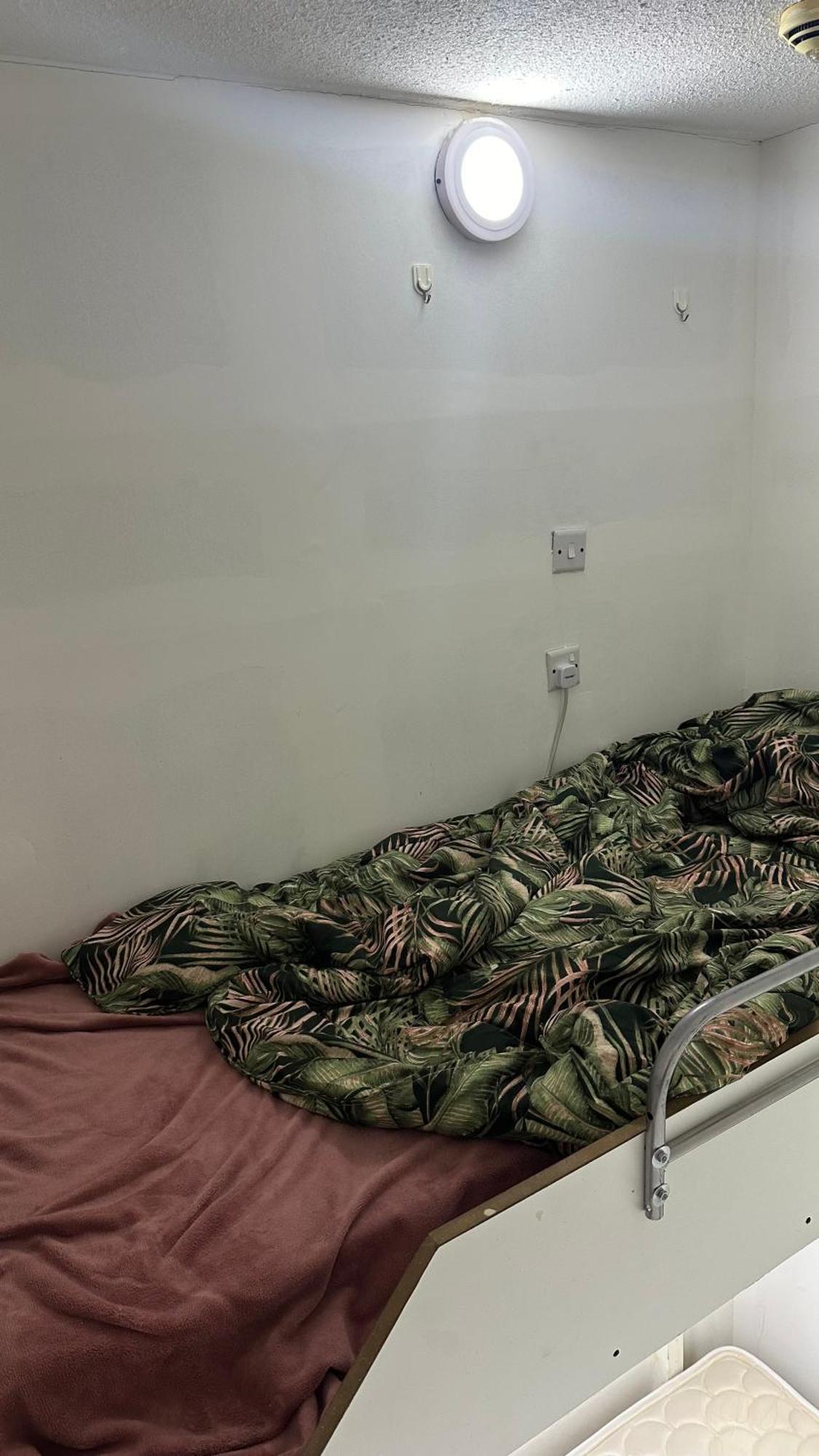 Al Barsha 1 Room, Capsule, Bedspace - For Female * Dubai