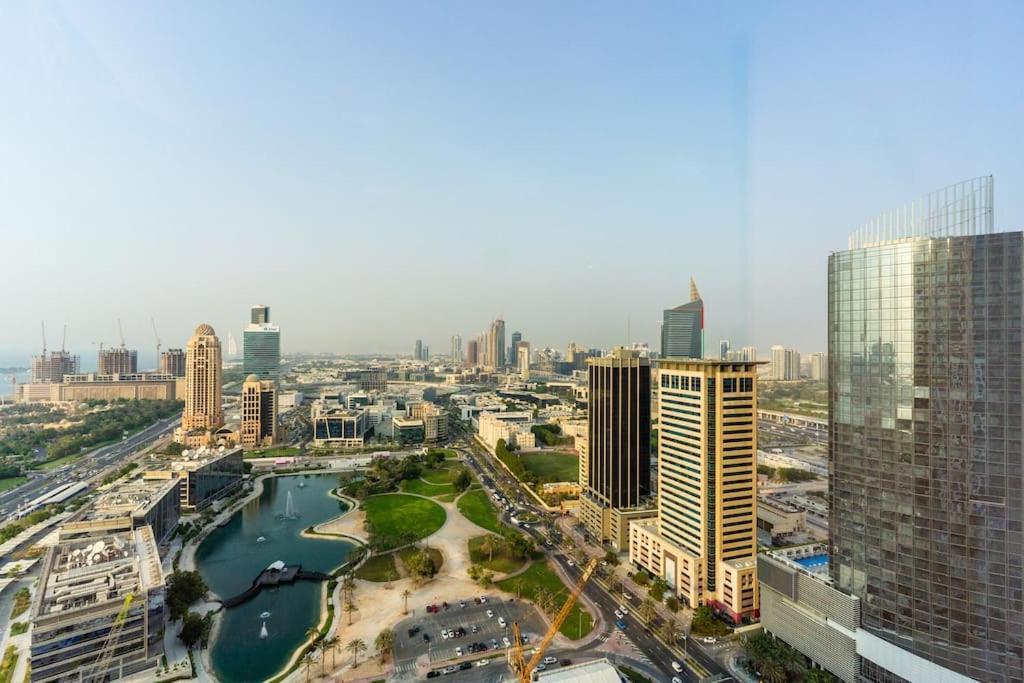 Modern L Sleeps 4 L 2 Baths Apartment Dubai