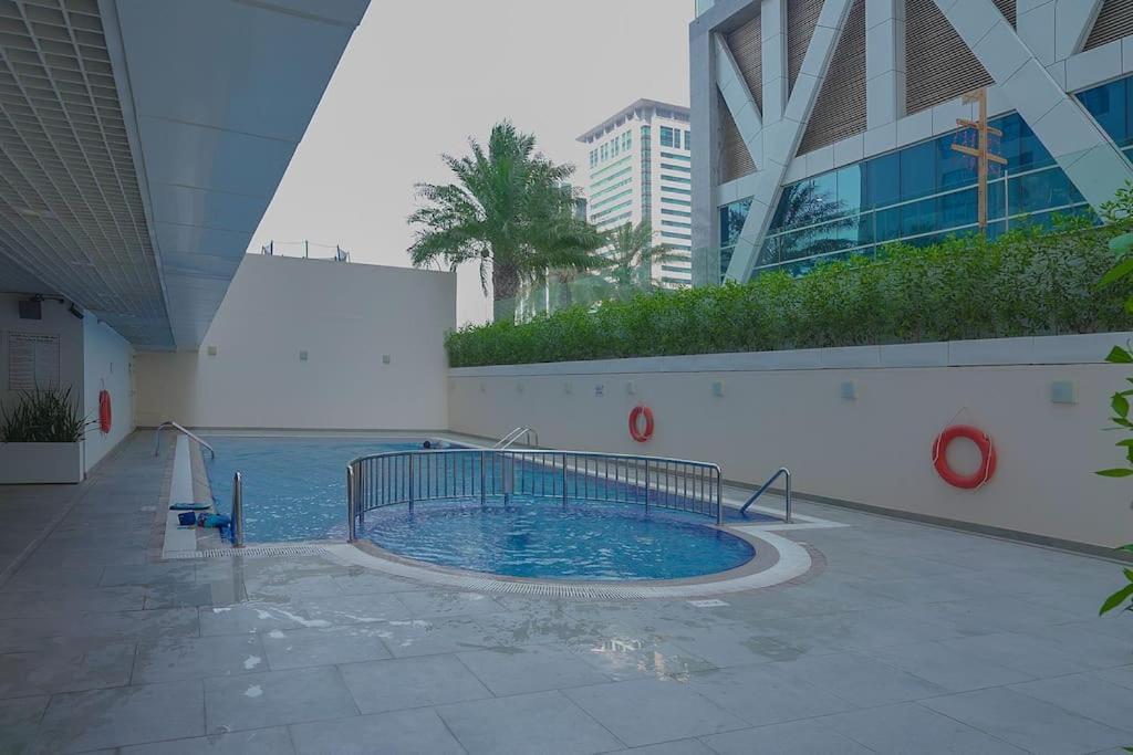 Modern L Sleeps 4 L 2 Baths Apartment