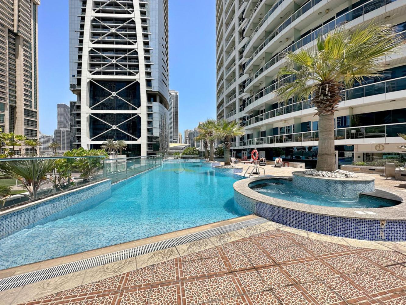 Stonetree - Spacious - Stunning View Apartment *