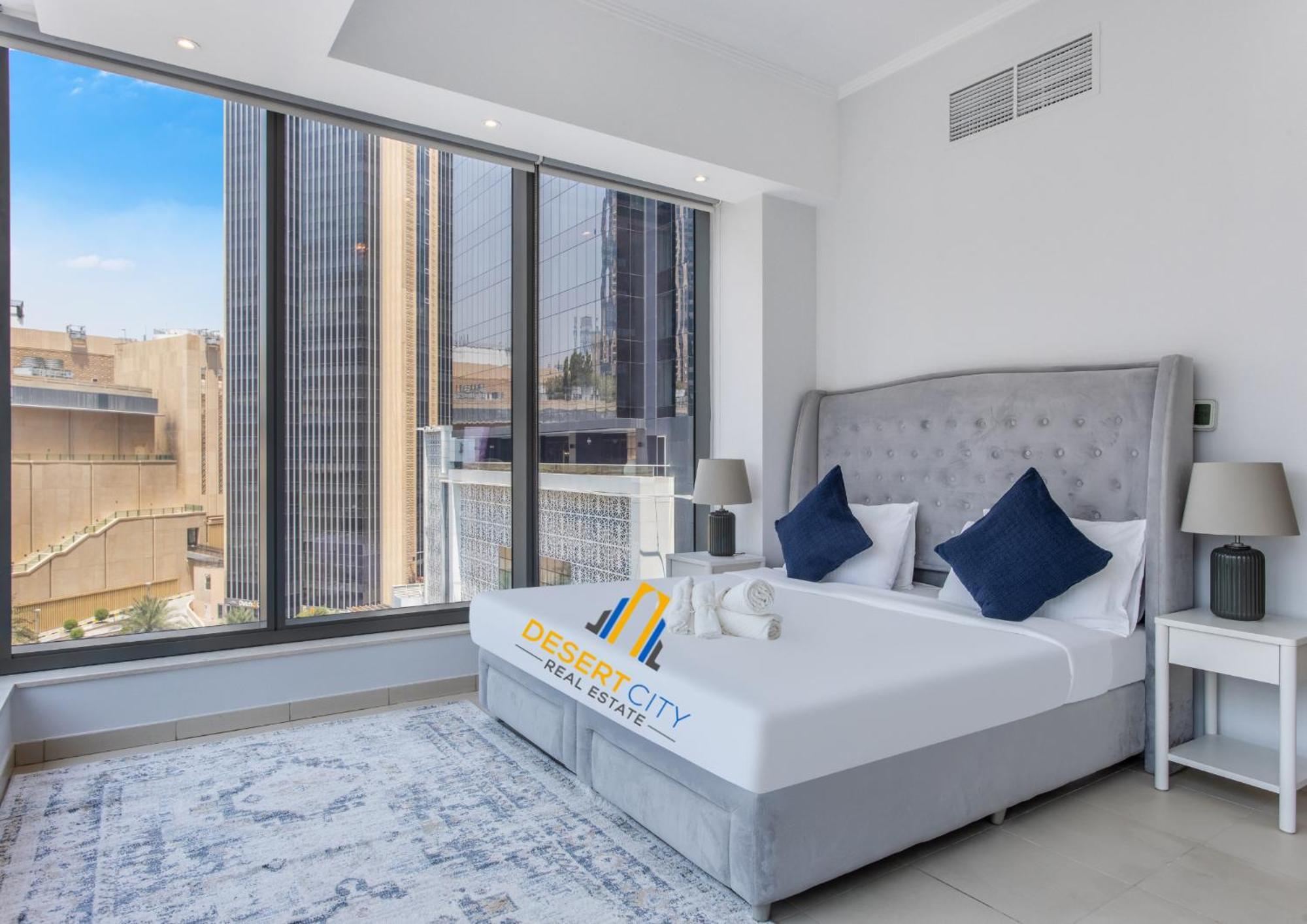 One Bed In Marina With Marina Views, Hosted By Desert * Dubai