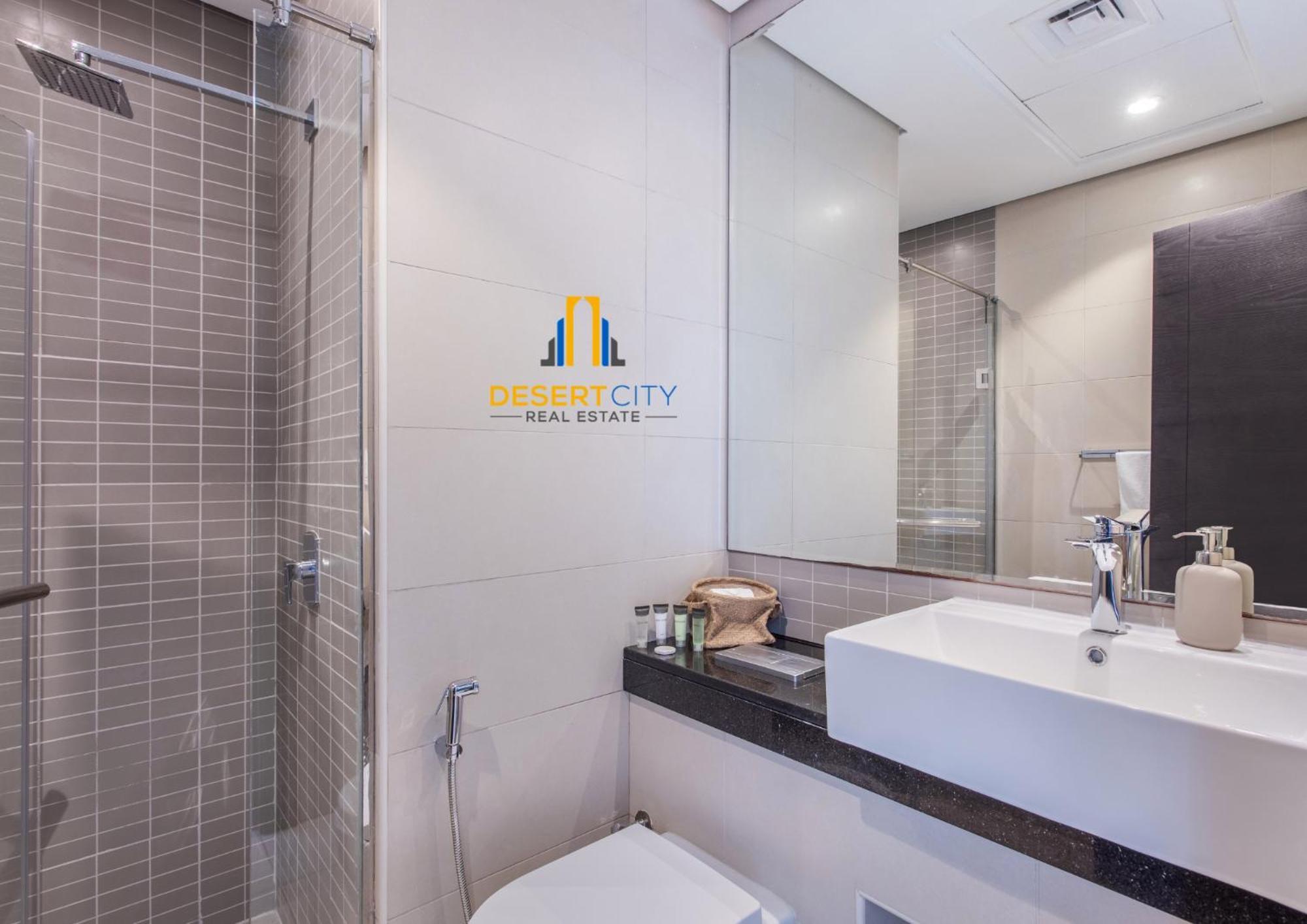 Apartment One Bed In Marina With Marina Views, Hosted By Desert Dubai