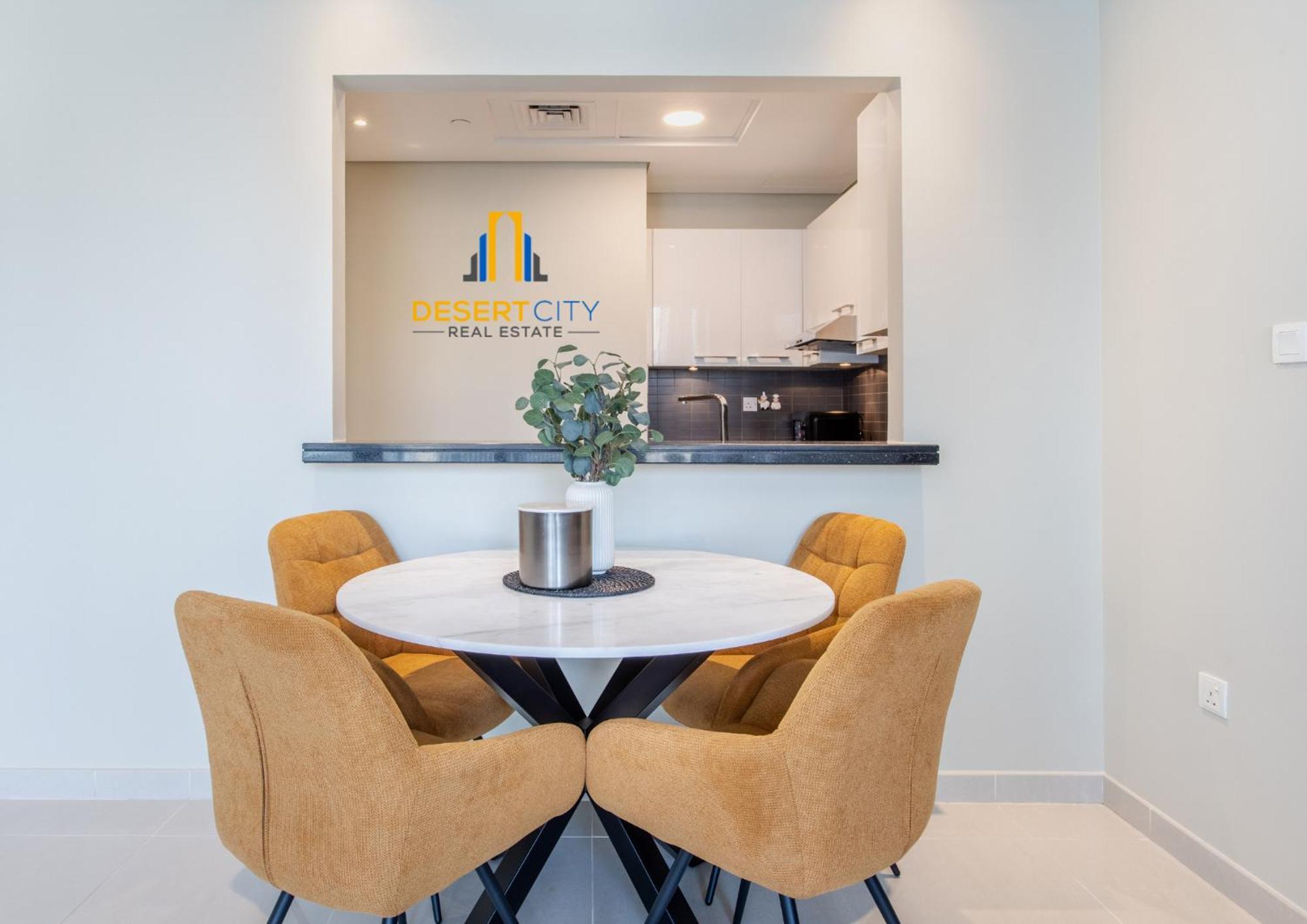 One Bed In Marina With Marina Views, Hosted By Desert * Dubai