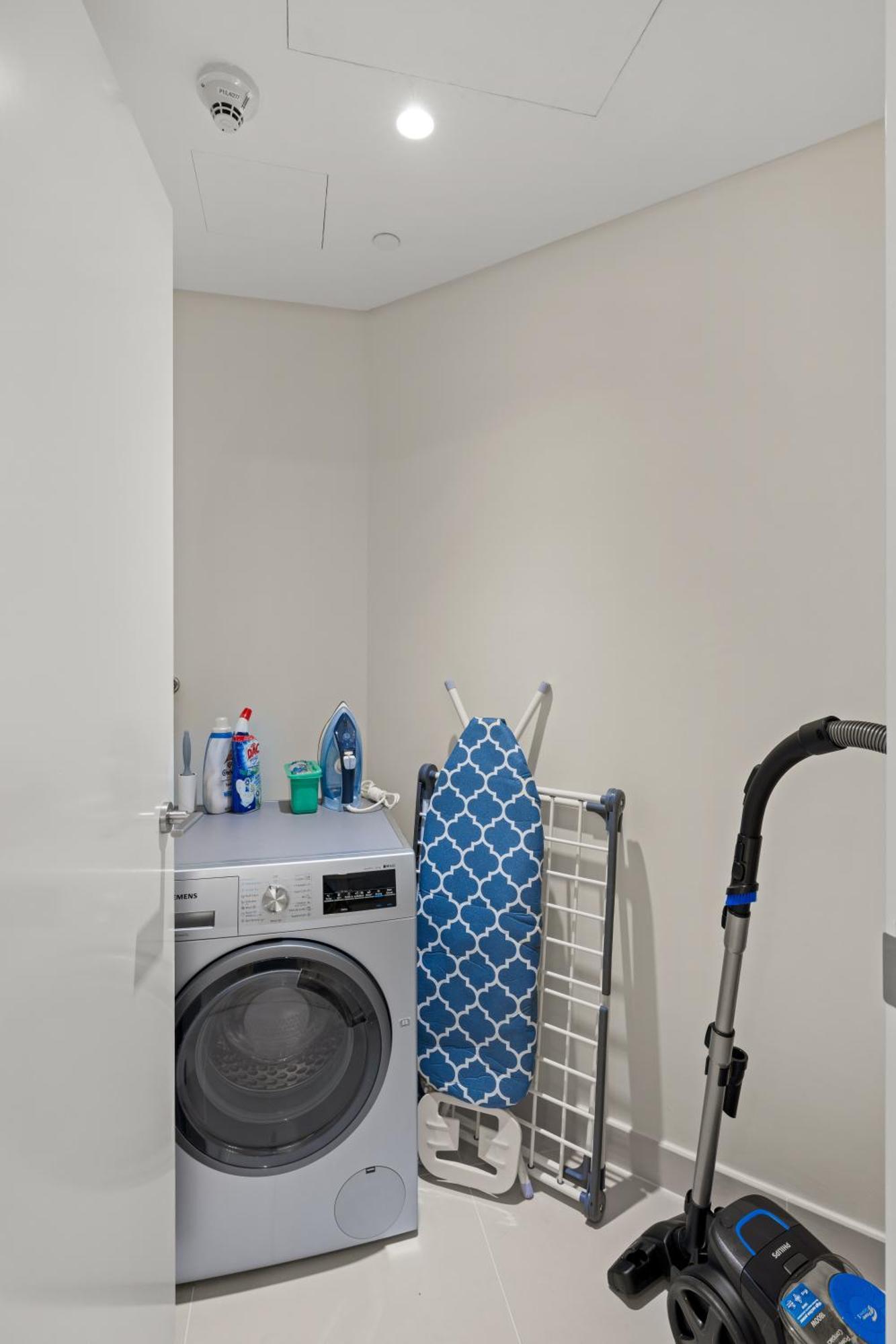 Apartment 2br In Downtown Dubai, Near Burj Khalifa Dubai