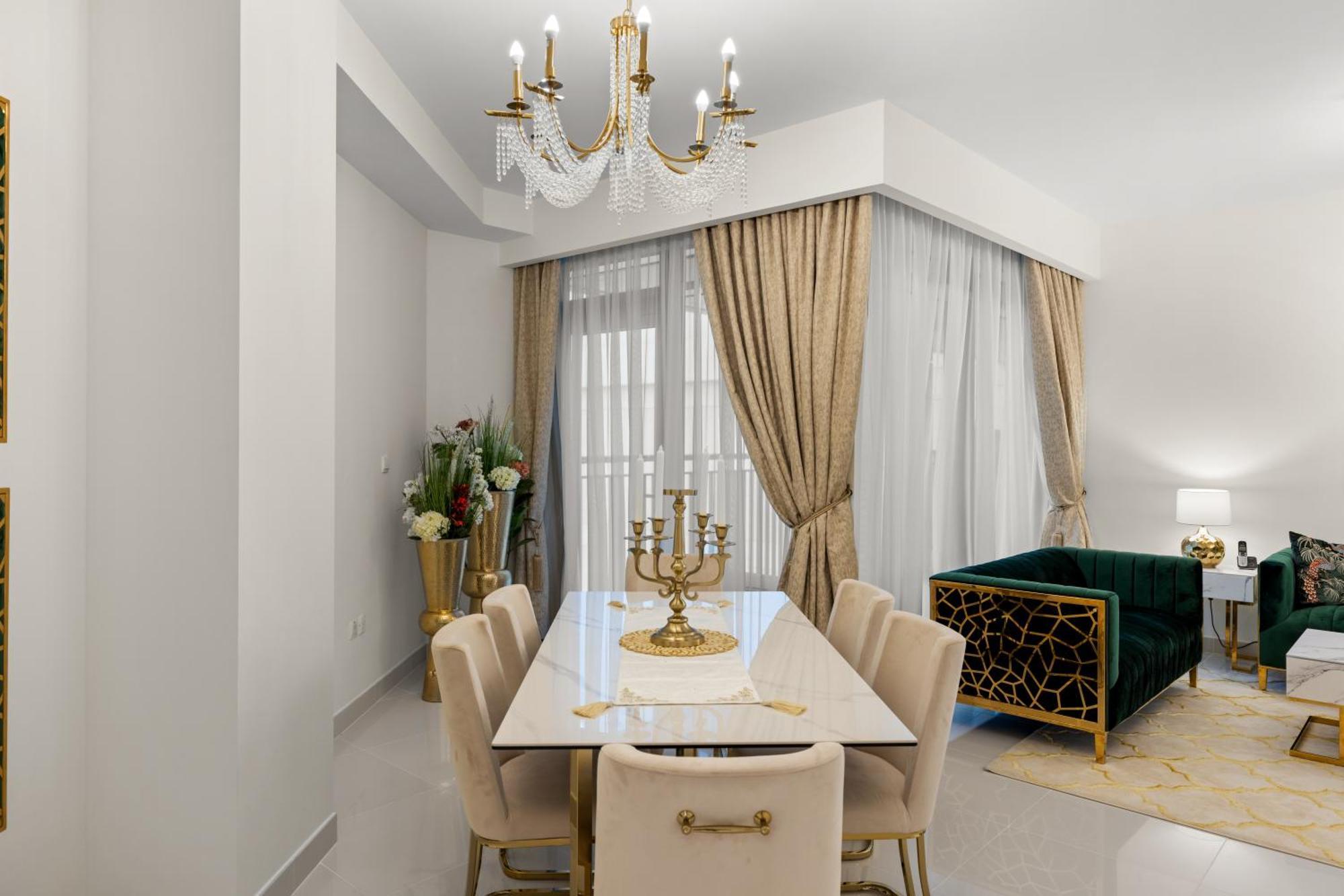2br In Downtown Dubai, Near Burj Khalifa Apartment *