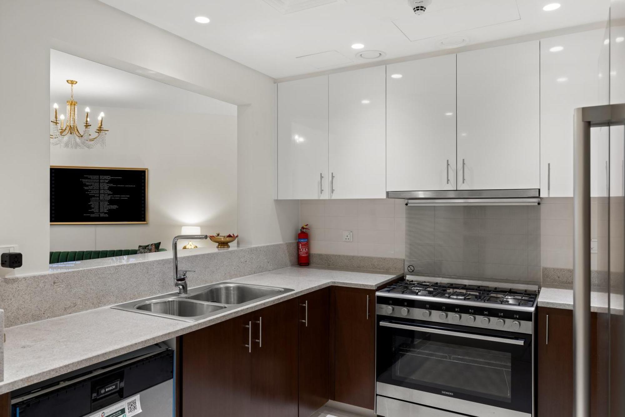 2br In Downtown Dubai, Near Burj Khalifa