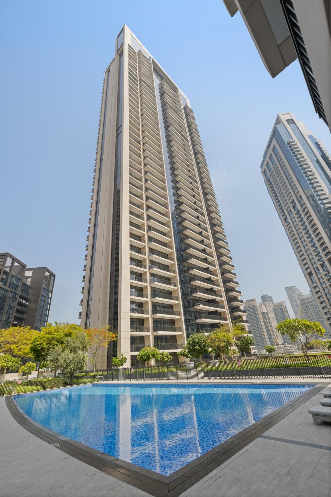 Apartment 2br In Downtown Dubai, Near Burj Khalifa *