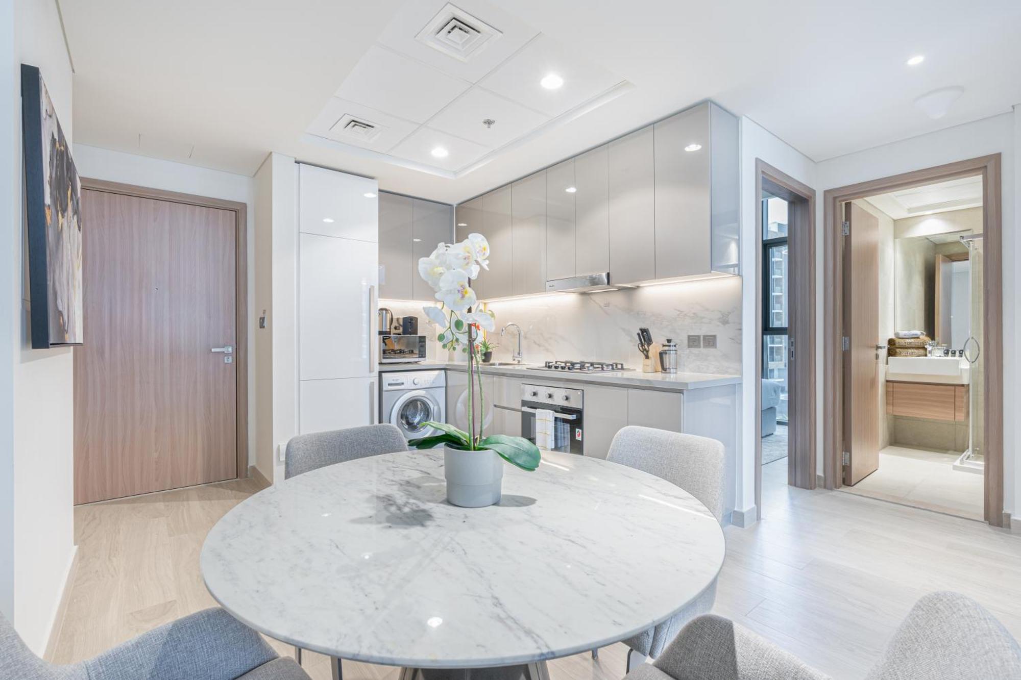 Charming 2br With Elegant Interior Apartment Dubai