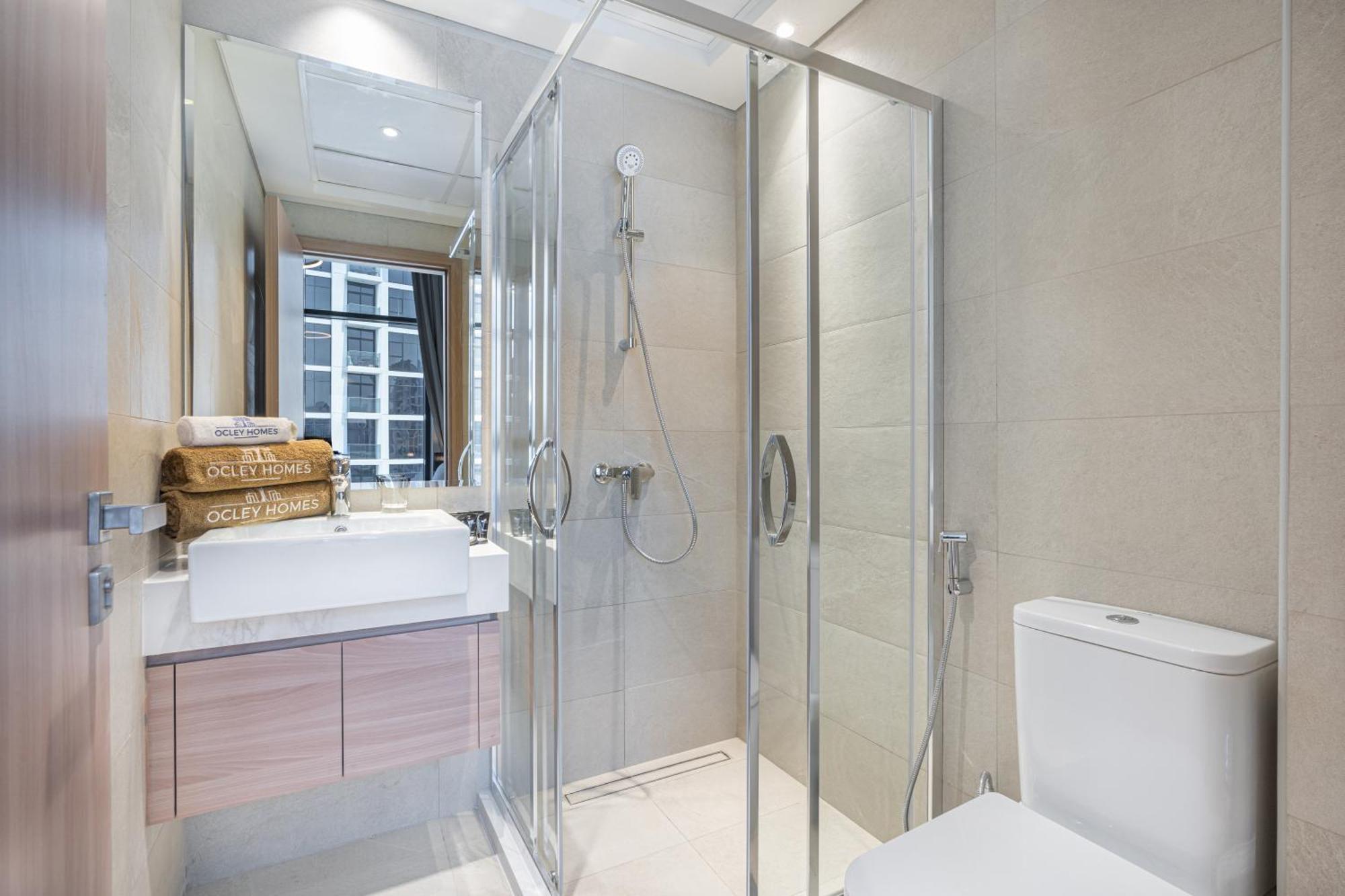 Charming 2br With Elegant Interior *