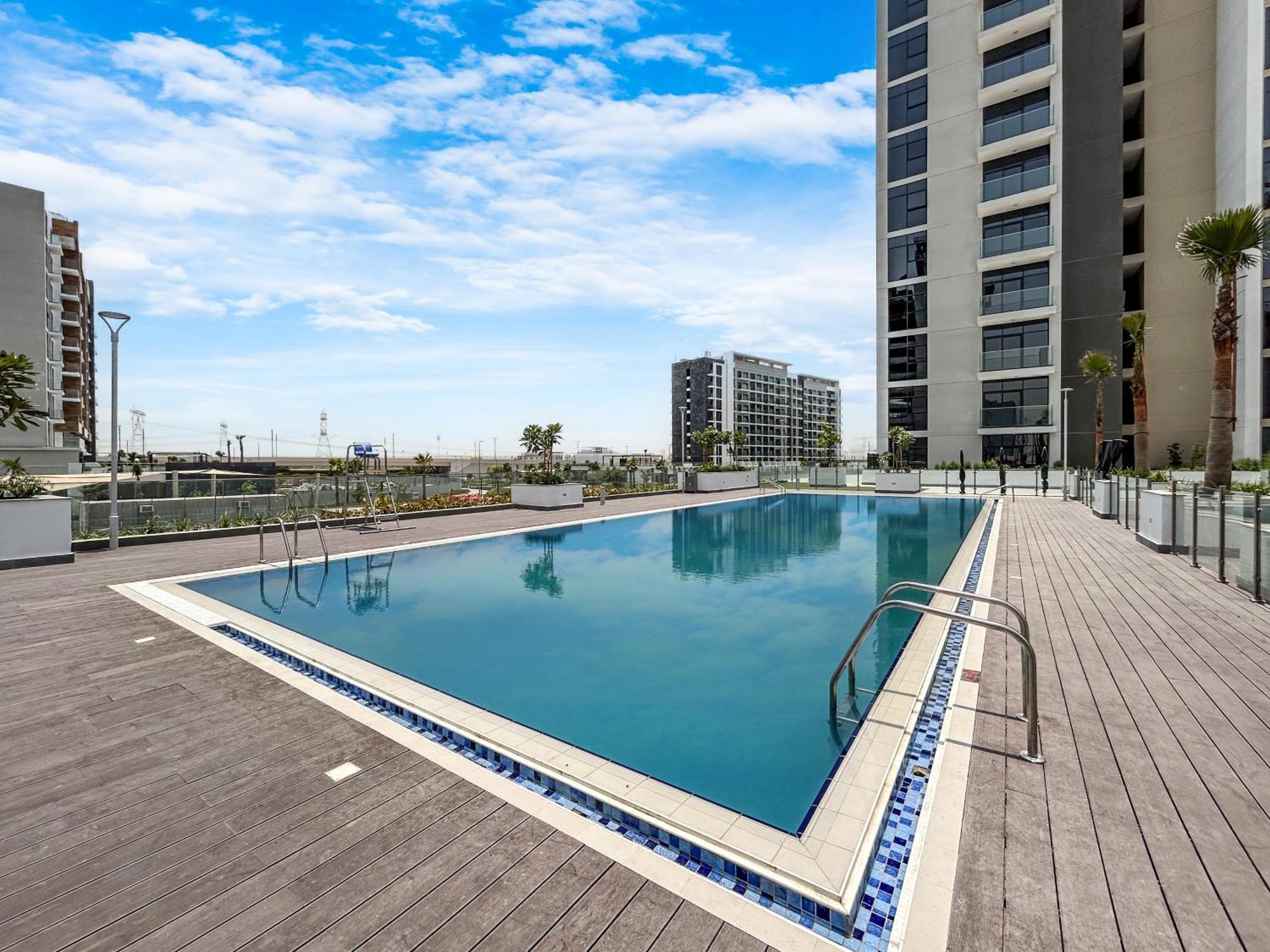 Charming 2br With Elegant Interior Apartment
