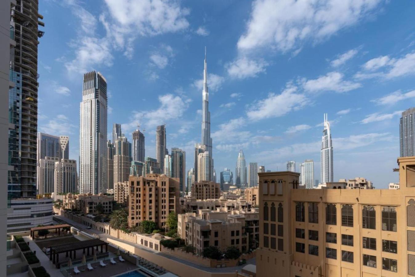 Apartment Downtown 1 Bed With Large Bright Terrace *
