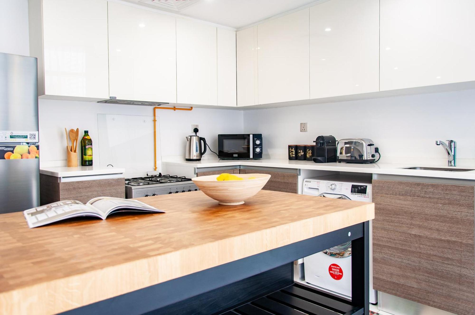 Sophisticated 2 Bedroom With Lush Interiors In Jvc * Dubai