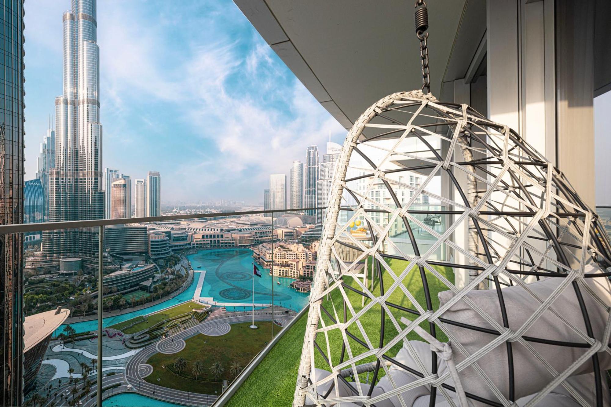 Smartstay At Opera Grand - Stunning Burj Khalifa Views - Brand New Luxury Residences *