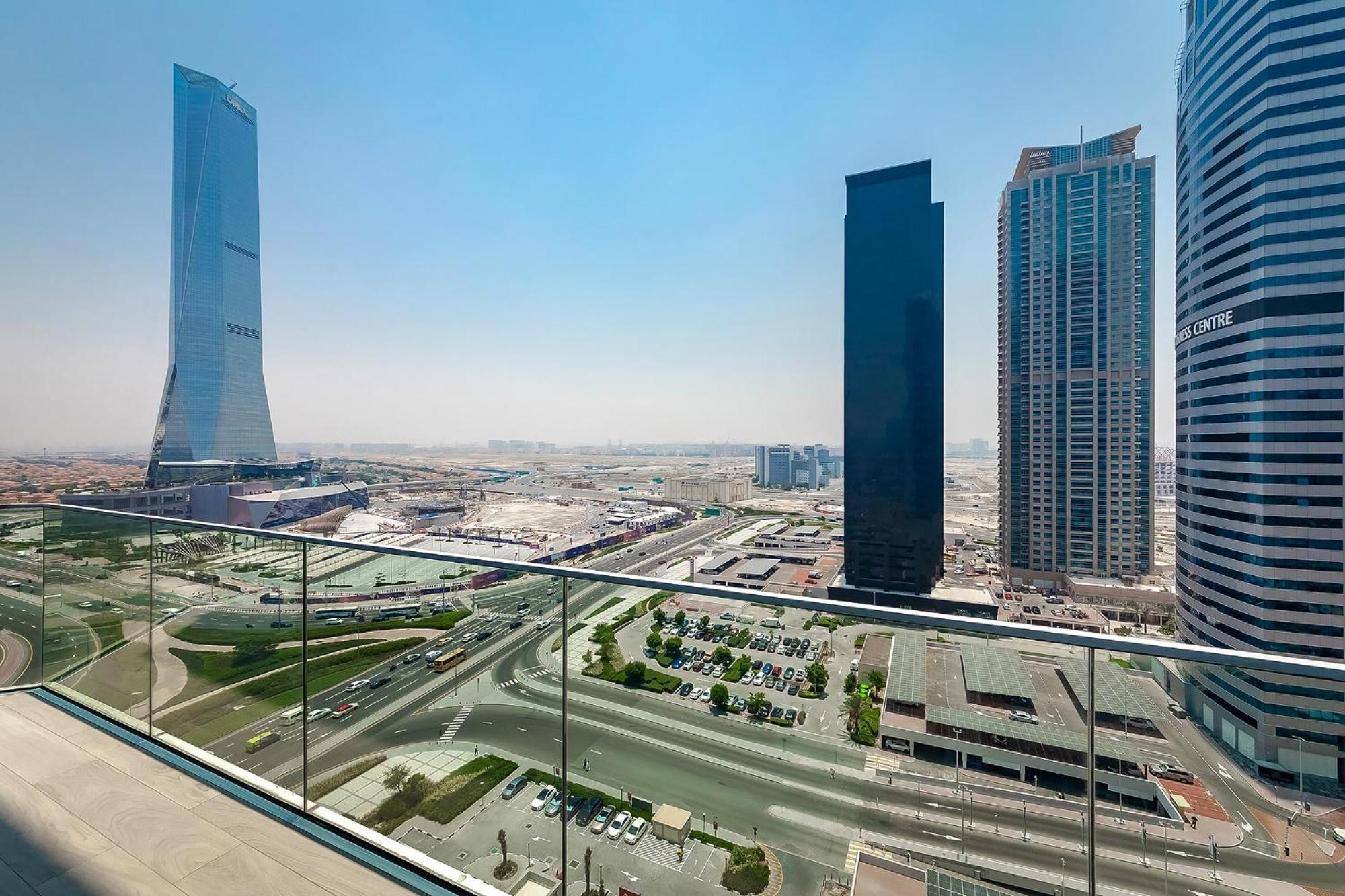 In Me Do Re Jumeirah Towers * Dubai